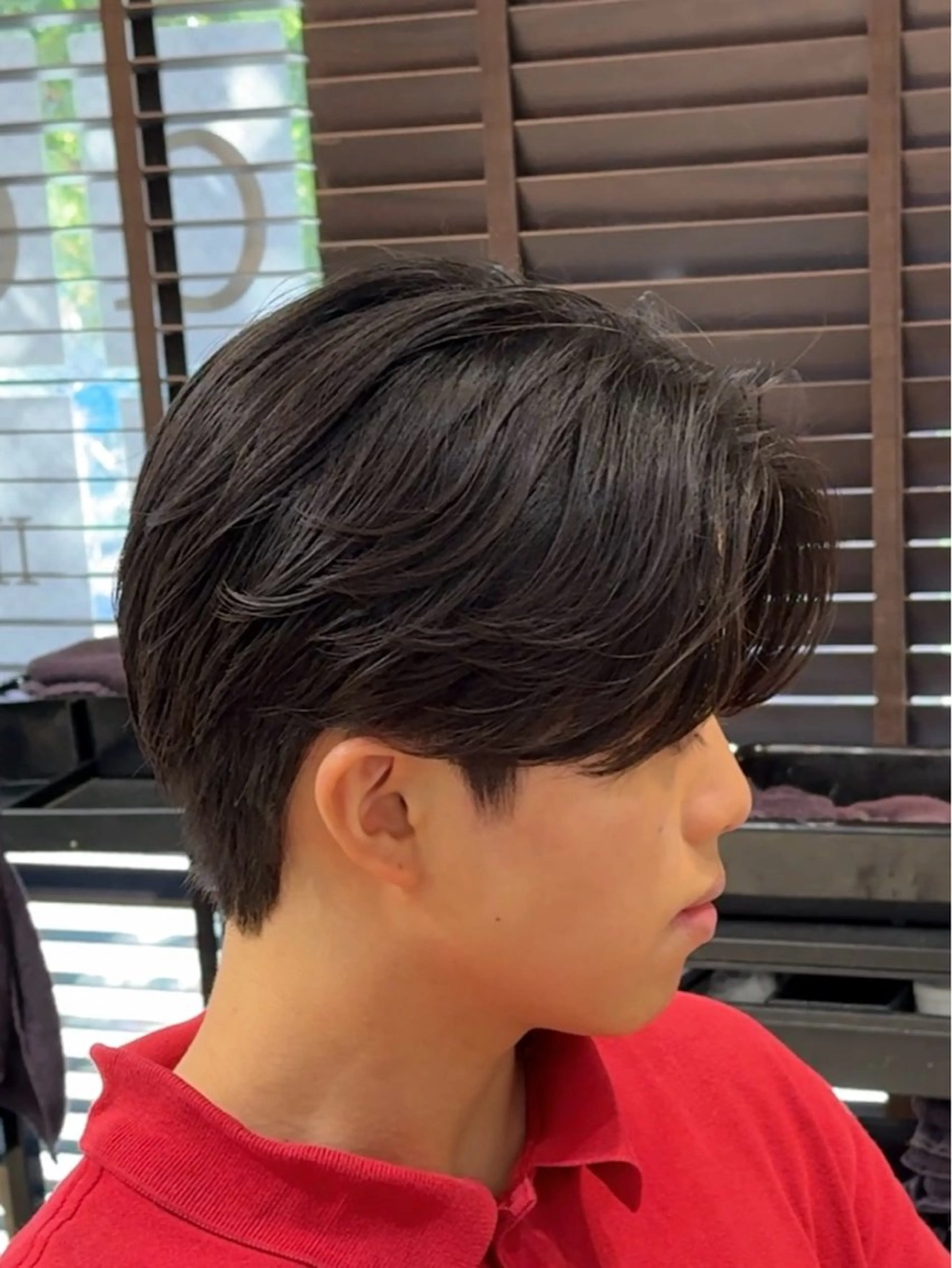 ショート パーマ メンズ センターパート ダウンパーマ メンズパーマ 刈り上げ ニュアンスパーマ サロンズ内B区画所属・メンズ専門 メンズパーマ特化のヘアスタイル