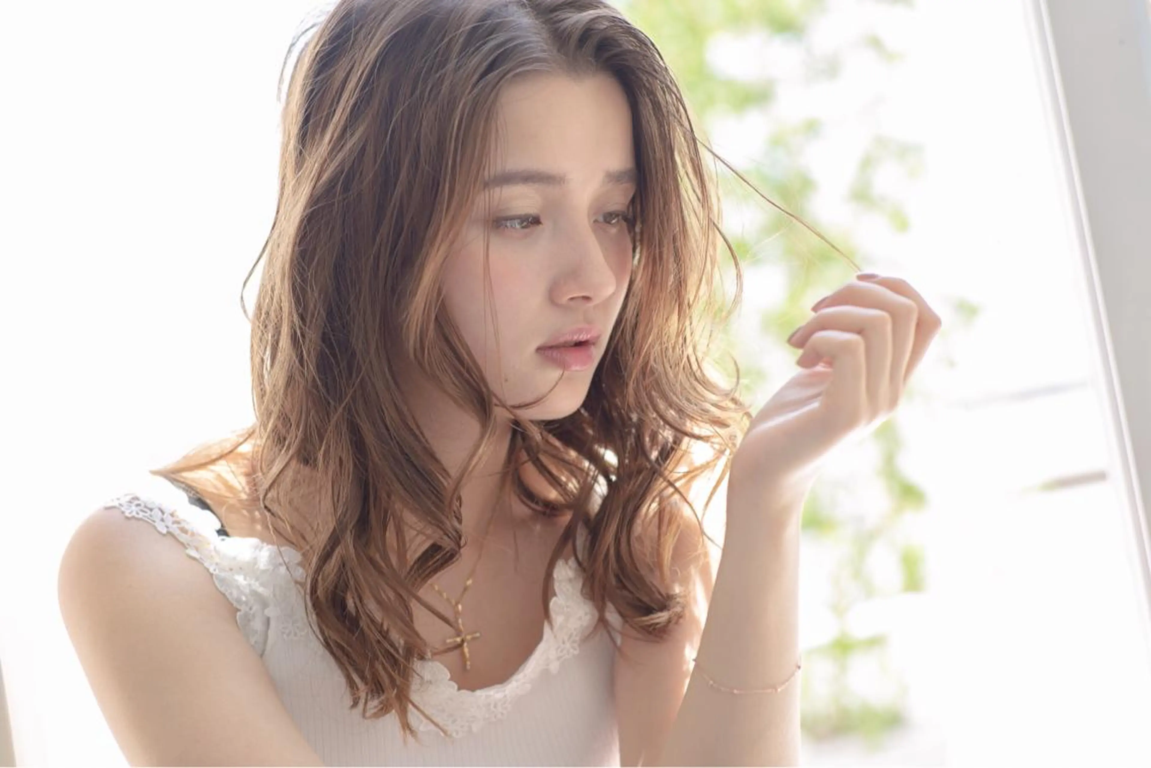 ミディアム カラー パーマ ヘアアレンジ メンズ キッズ ネイル マツエク・マツパ カット ヘアカラー トリートメント premier modelsのヘアスタイル