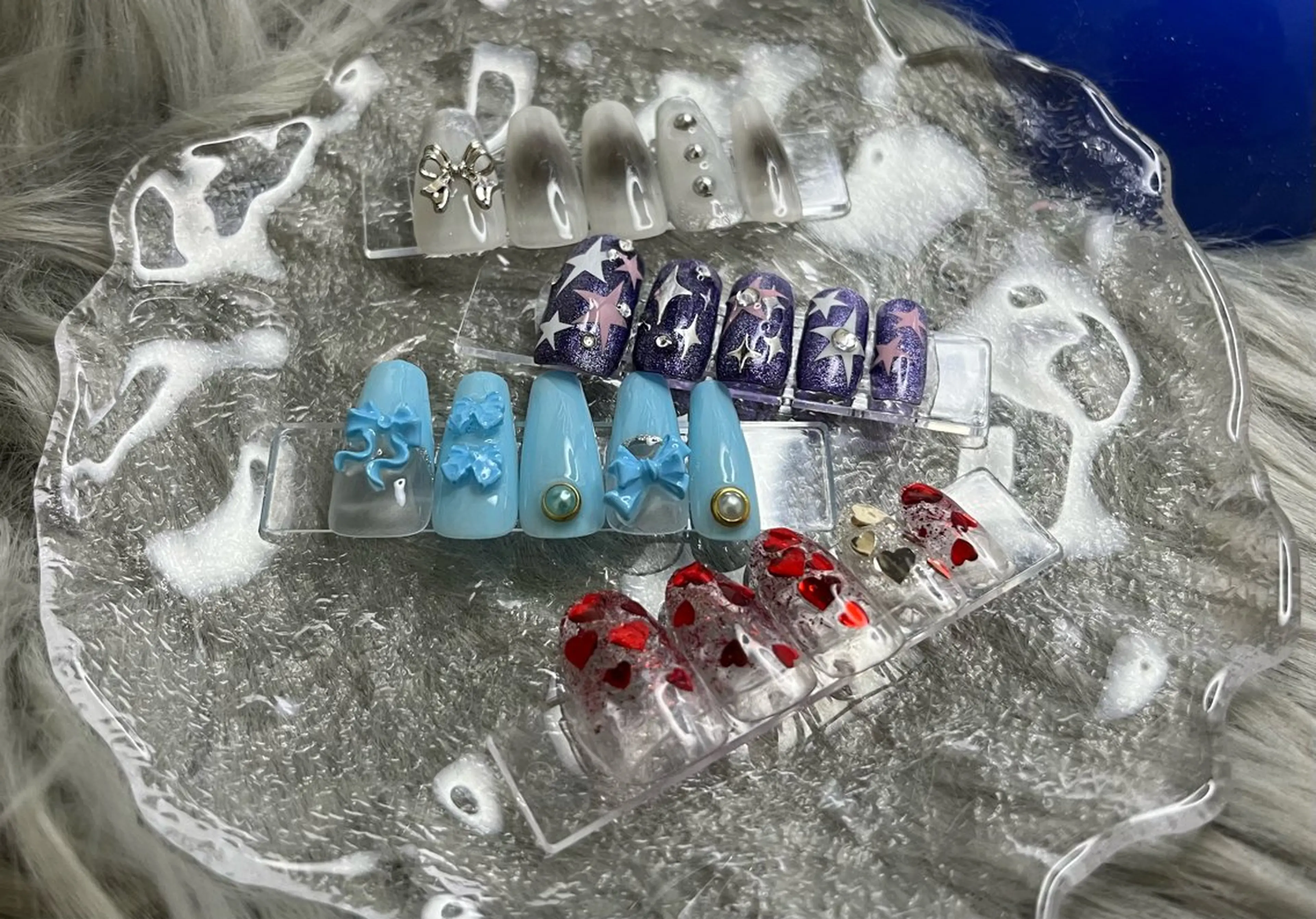 ネイル ハート リボン シルバー ハンドネイル NailByua 武蔵新城徒歩4分のネイルデザイン