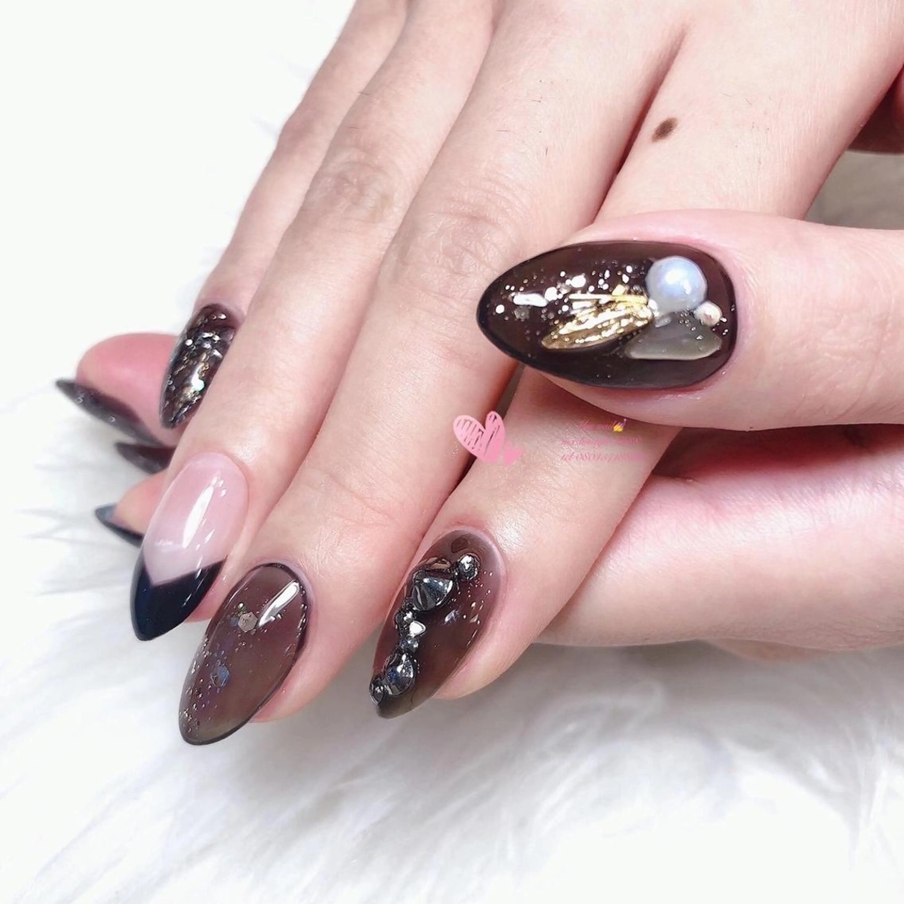 ネイル ネイルサロン 9Carats神田のネイルデザイン