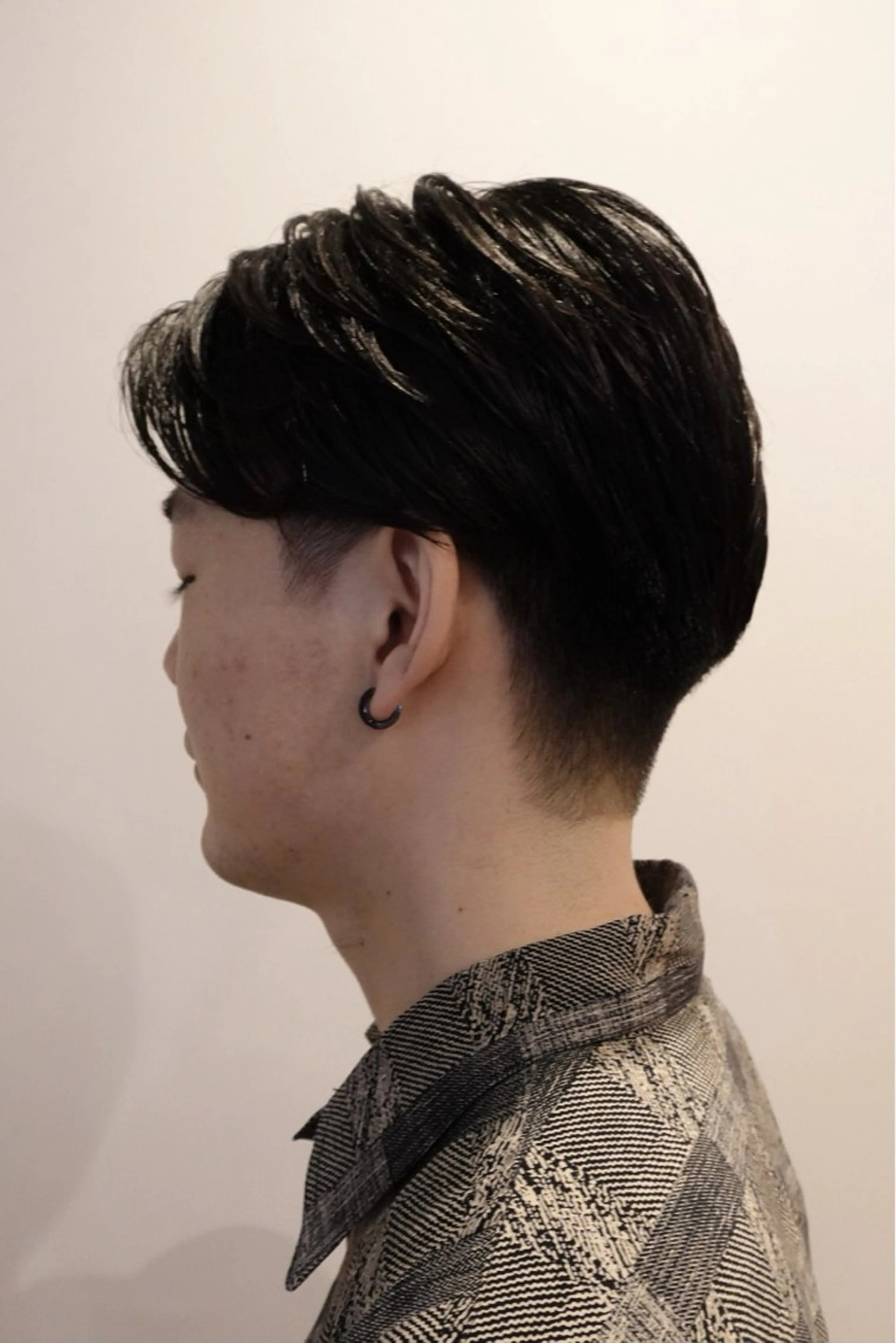 メンズ センターパート 刈り上げ メンズカット 立川湧揮のヘアスタイル
