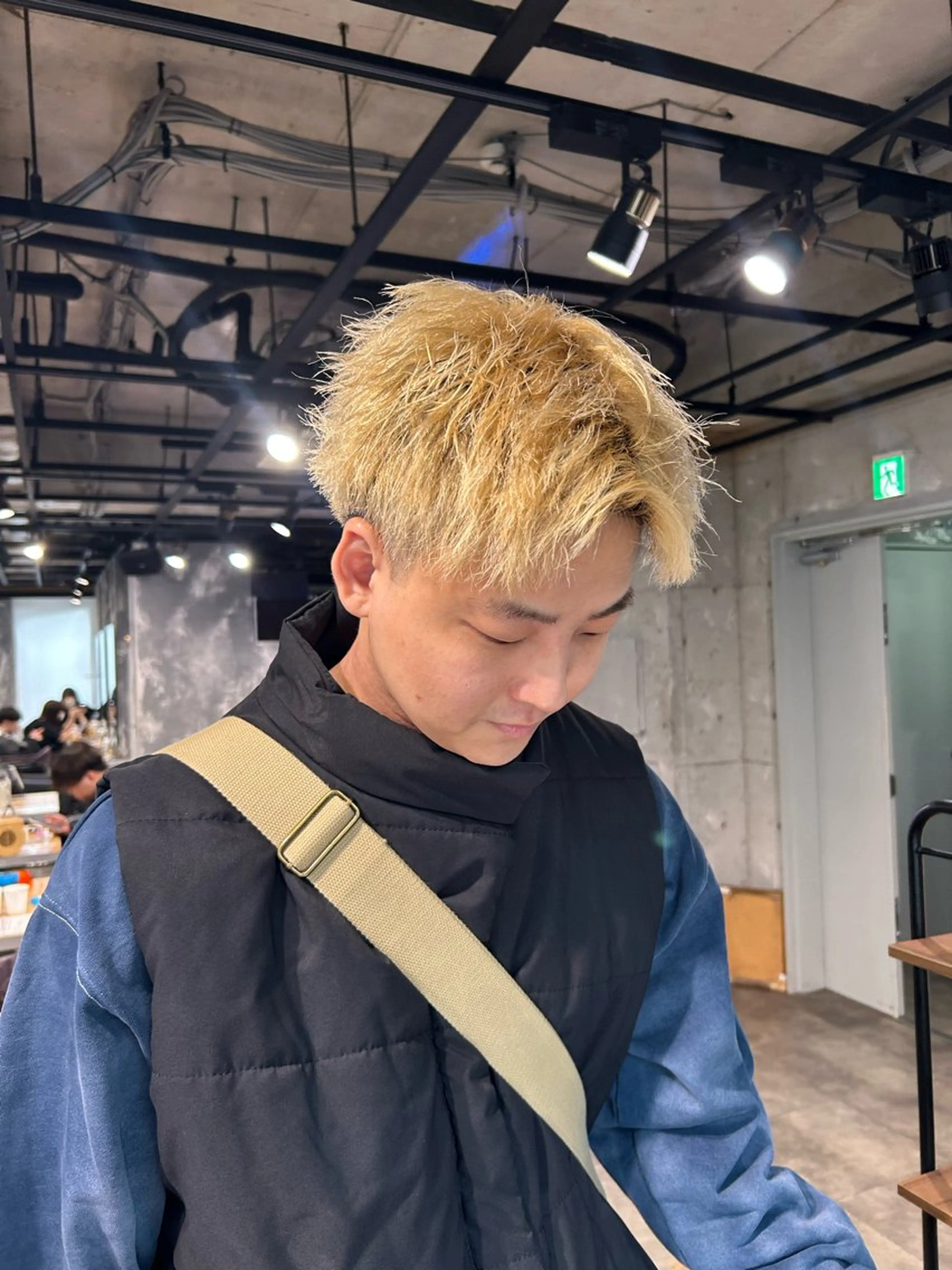 メンズ スパイキーショート カット ヘアカラー メンズ特化美容師 💠チナツのヘアスタイル