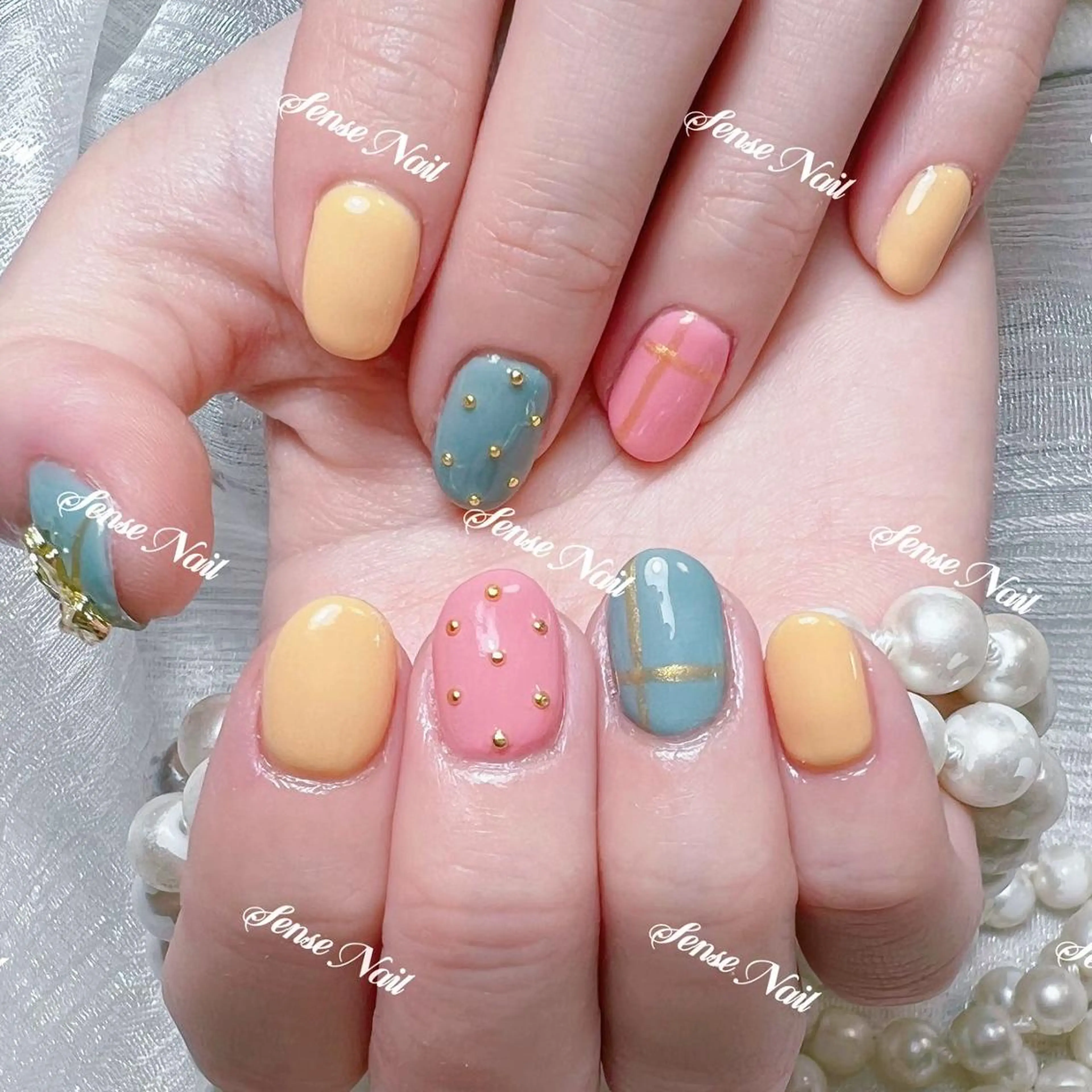 ネイル ハンドネイル Bunny 🐰のネイルデザイン