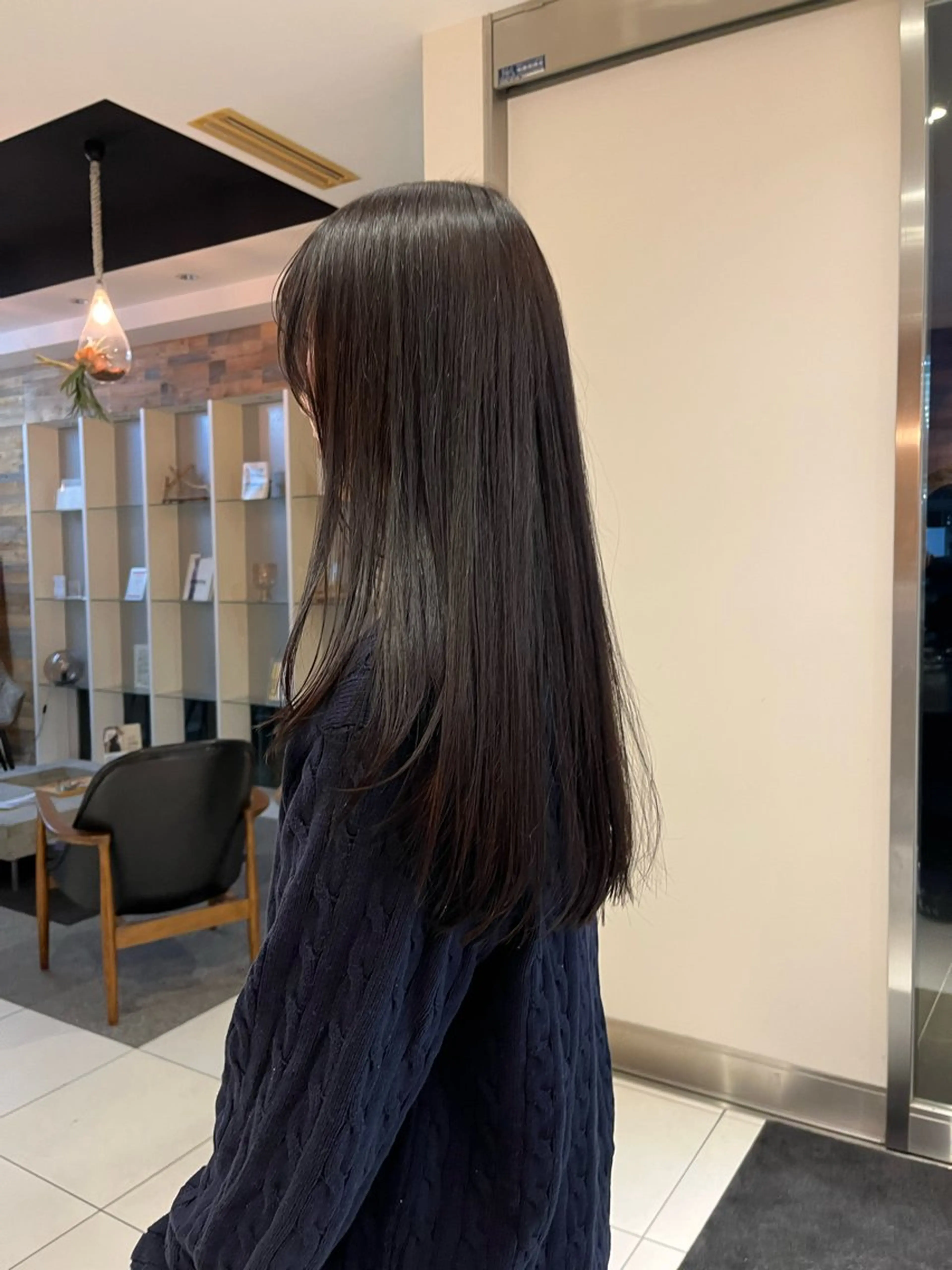 ロング 酸性ストレート sabo ladies salon所属・ヨシカ/透明感カラー 酸性ストレートのヘアスタイル