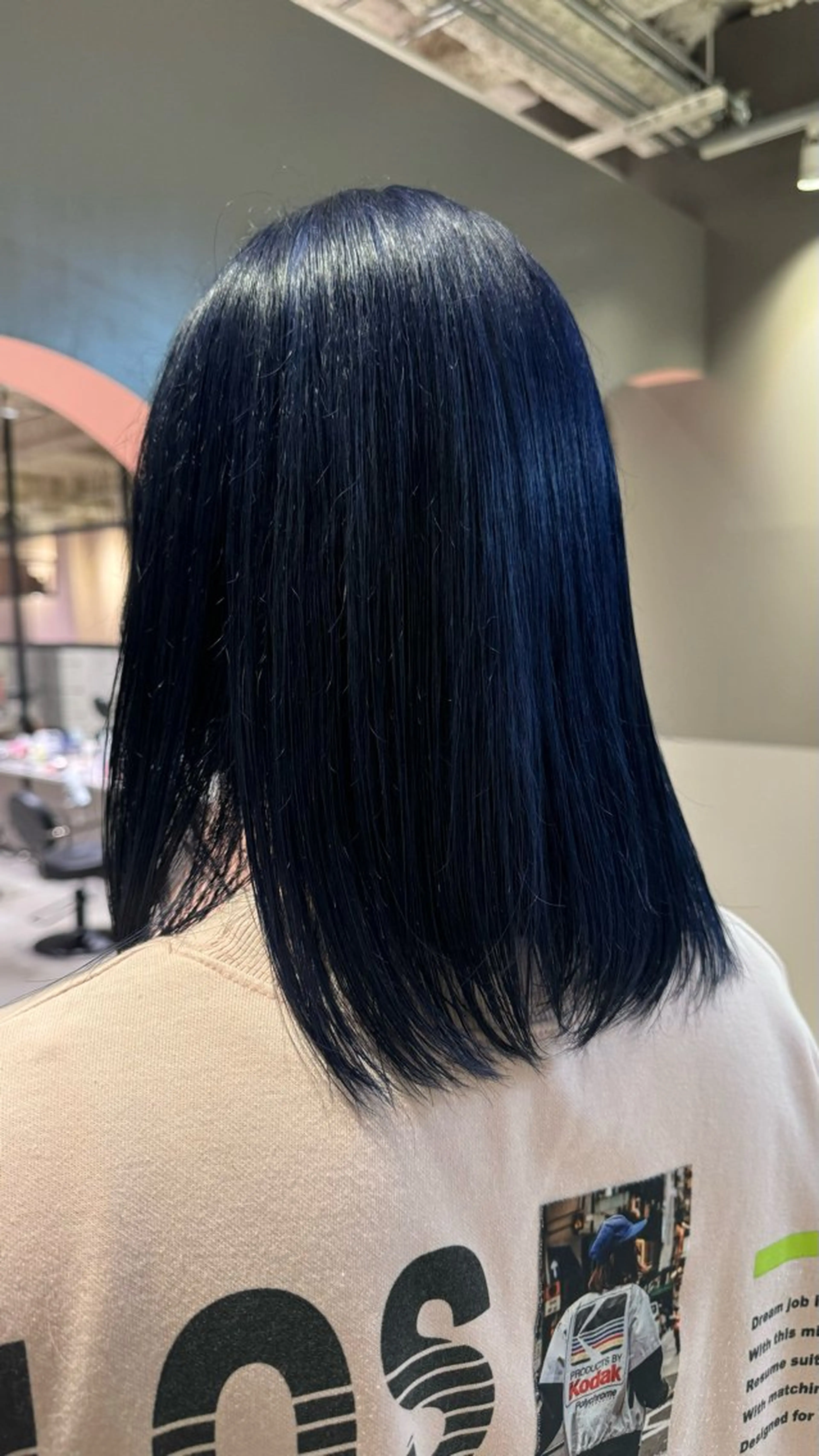 セミロング カラー il buddy hair所属・石崎 梨華のヘアスタイル