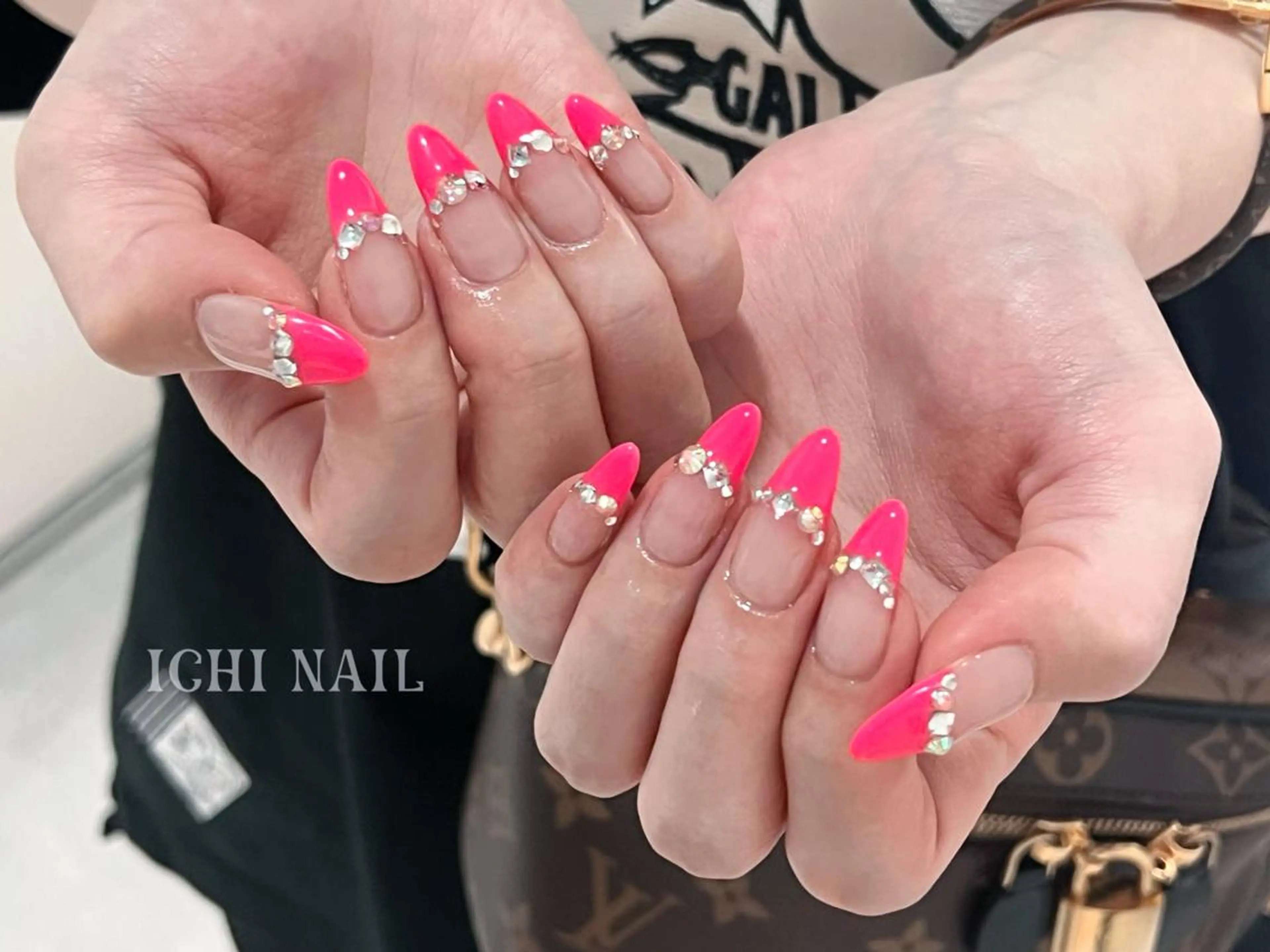 ネイル ハンドネイル 🧚🏻‍♀️ NOHA🎀のネイルデザイン