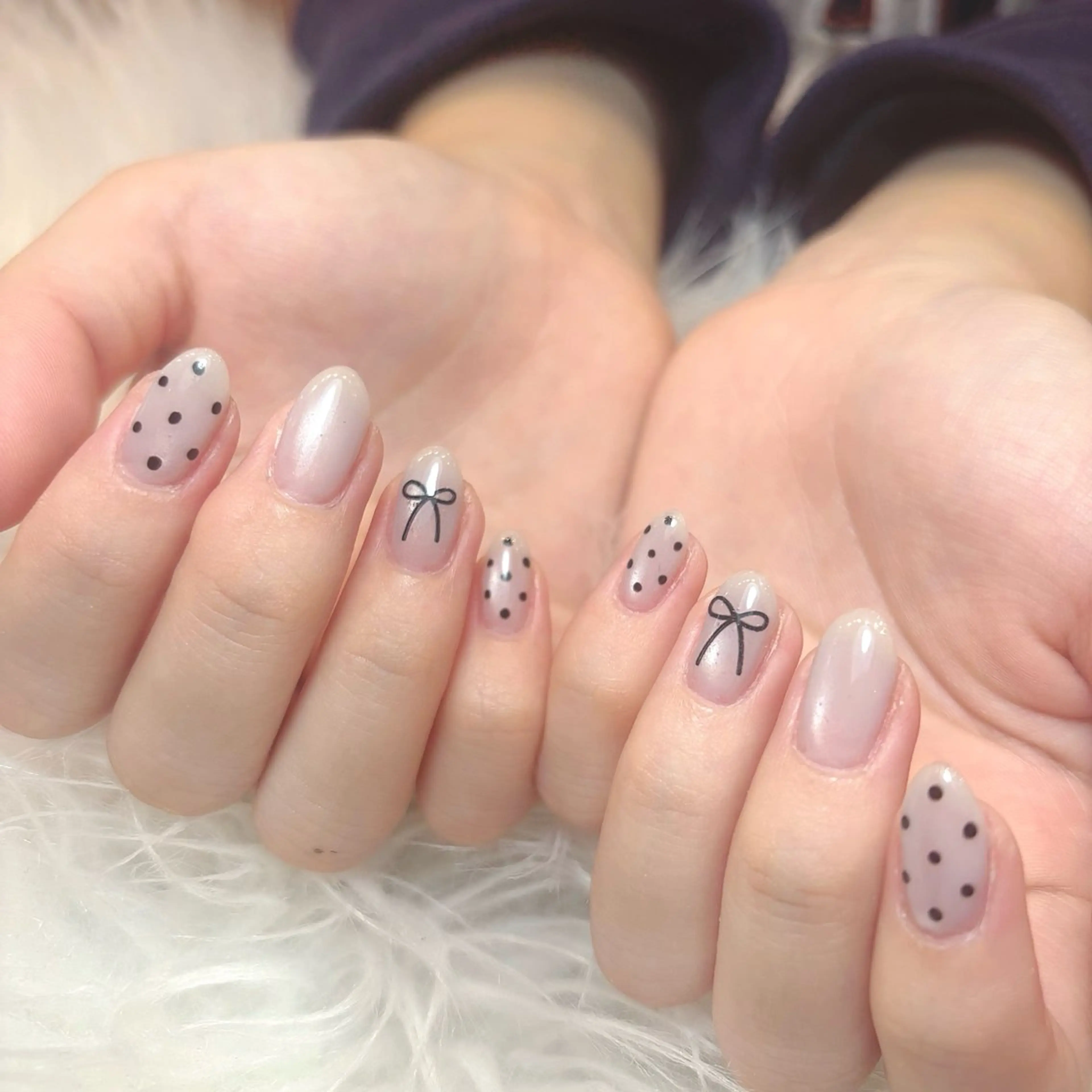 ネイル ドット マグネットネイル ハンドネイル LIB VALLA Yuri🍭🖤のネイルデザイン