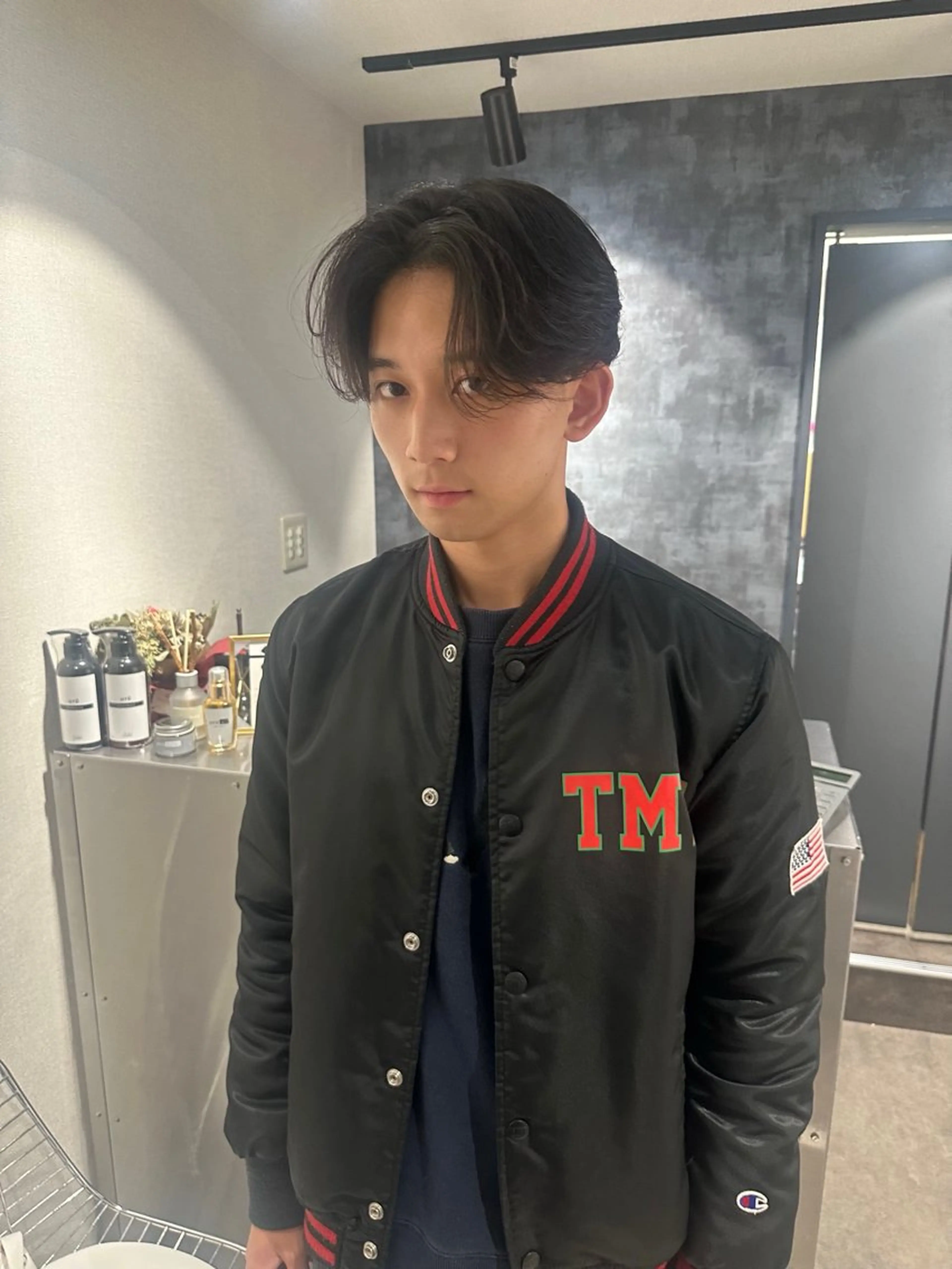 ミディアム パーマ メンズ センターパート 💈センターパート 特化💈山本雄太のヘアスタイル