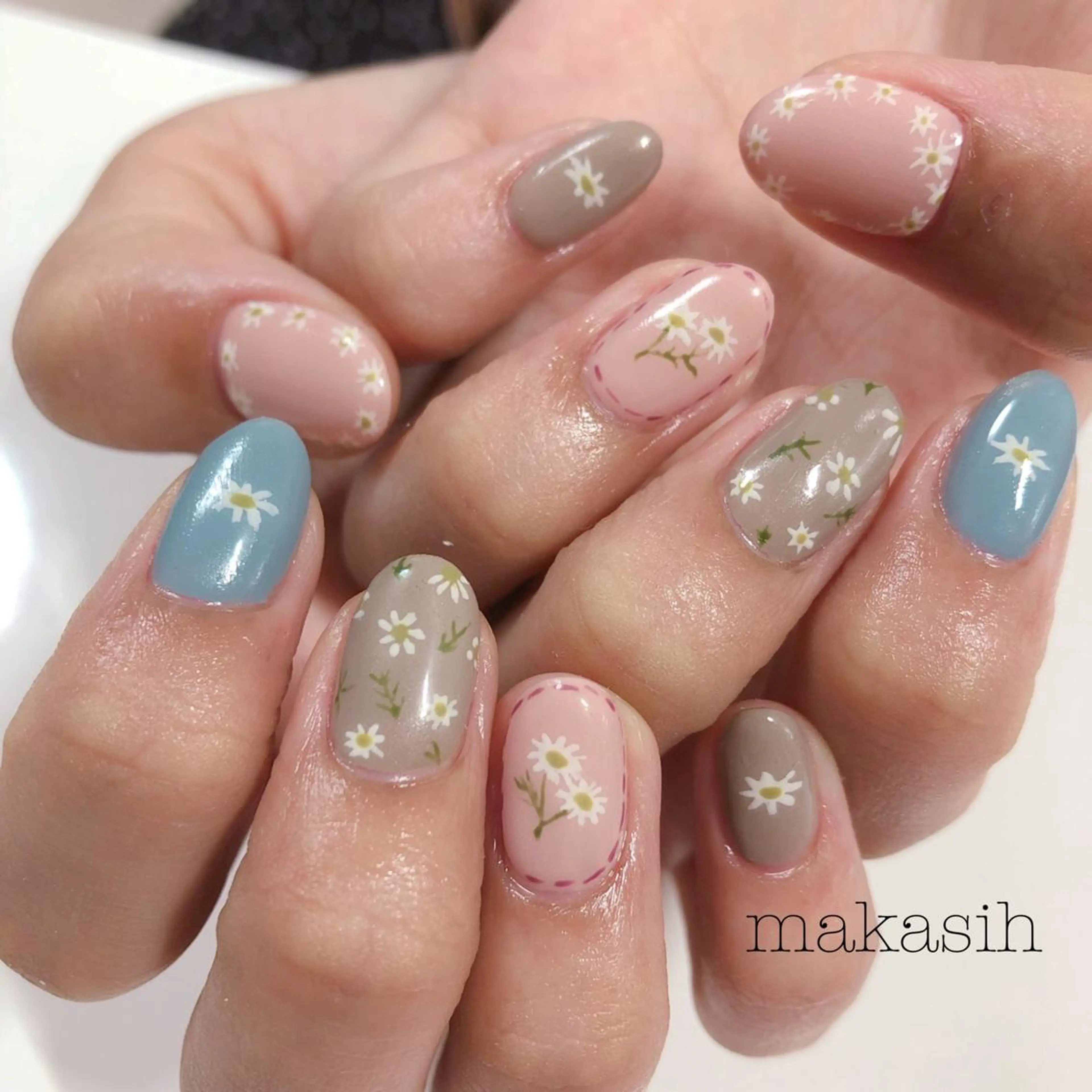 ネイル アートネイル 山崎 美菜子のネイルデザイン
