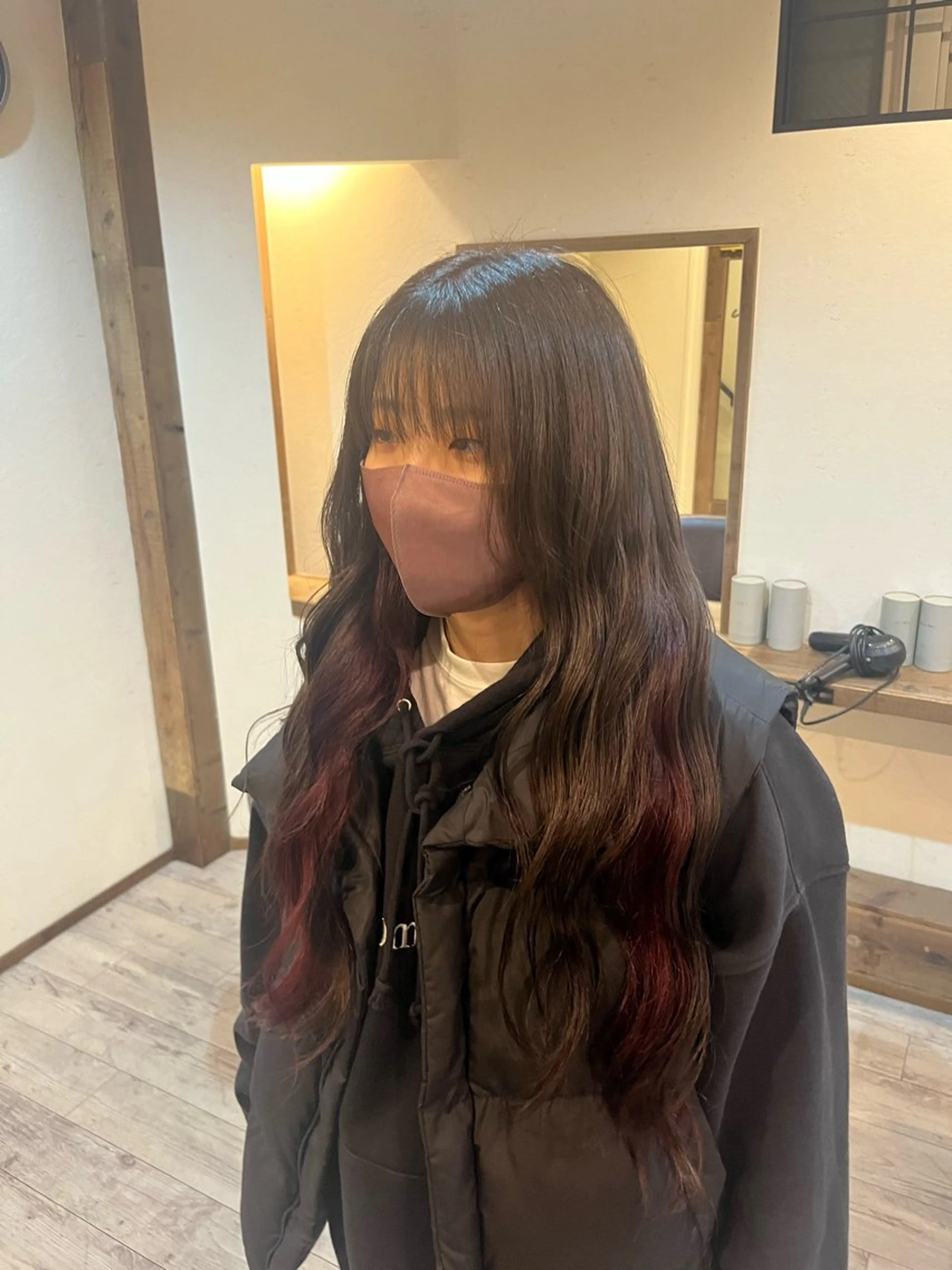 カラー 山本 彩香のヘアスタイル