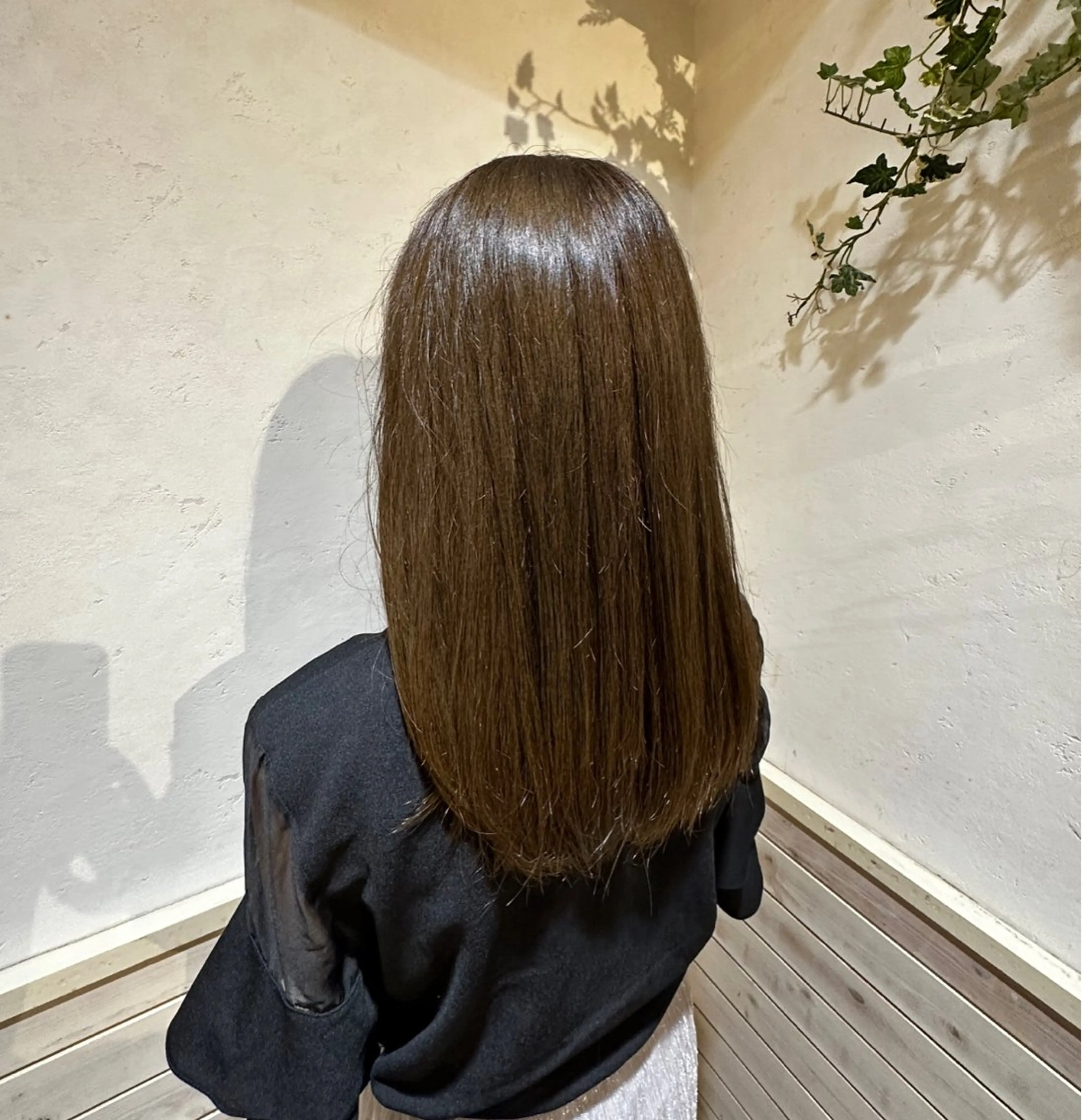 ロング カラー カット ヘアカラー 岡本 葵のヘアスタイル