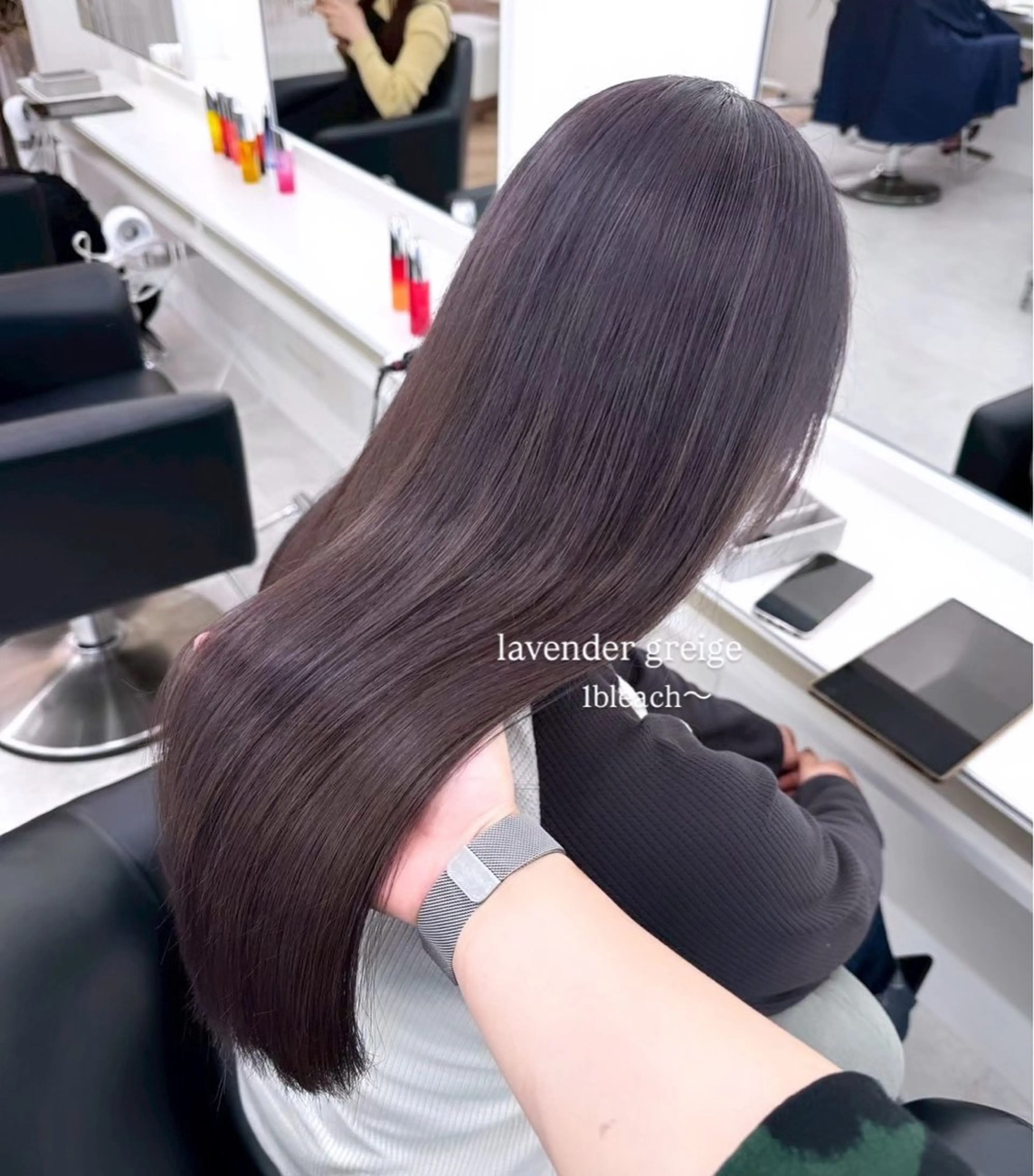 ミディアム カラー ベージュカラー ラベンダーカラー ミルクティーベージュ ヘアカラー Parve Mix/ 平 奈果🎀のヘアスタイル