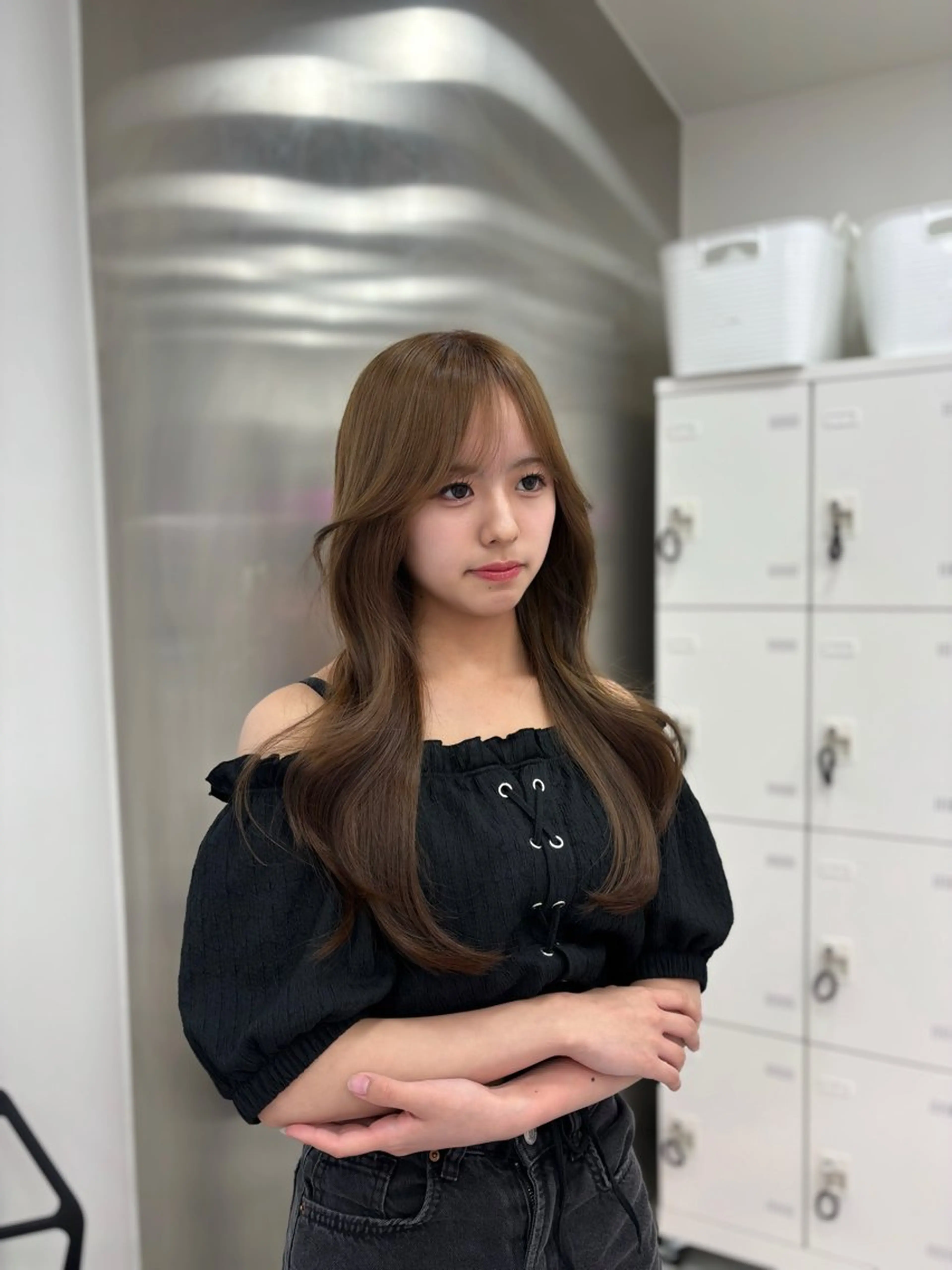 ロング カラー カット ヘアカラー トリートメント ヘッドスパ ヘアセット 韓国レイヤー ハッシュカットのヘアスタイル