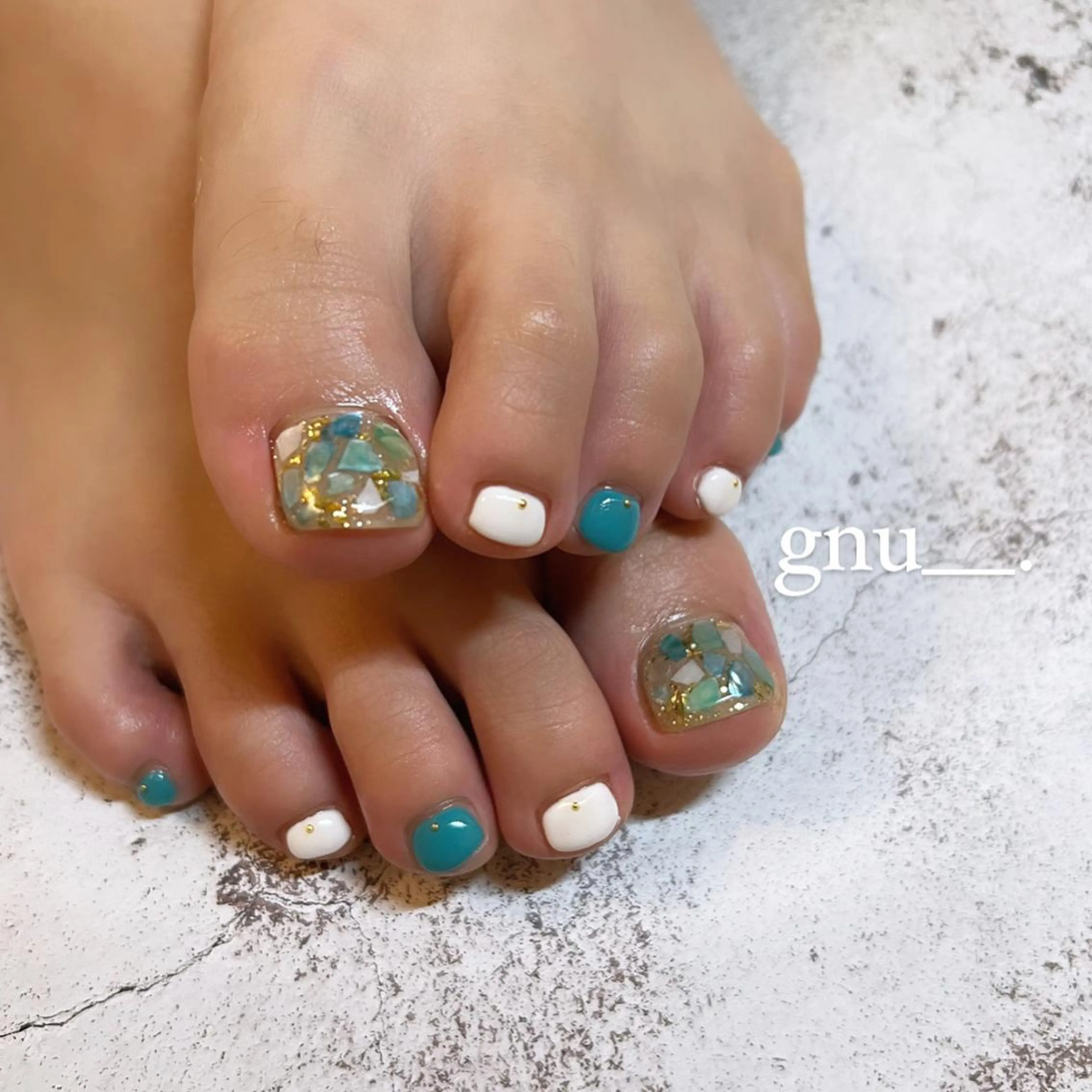 ネイル フットネイル gnu__. nailのネイルデザイン