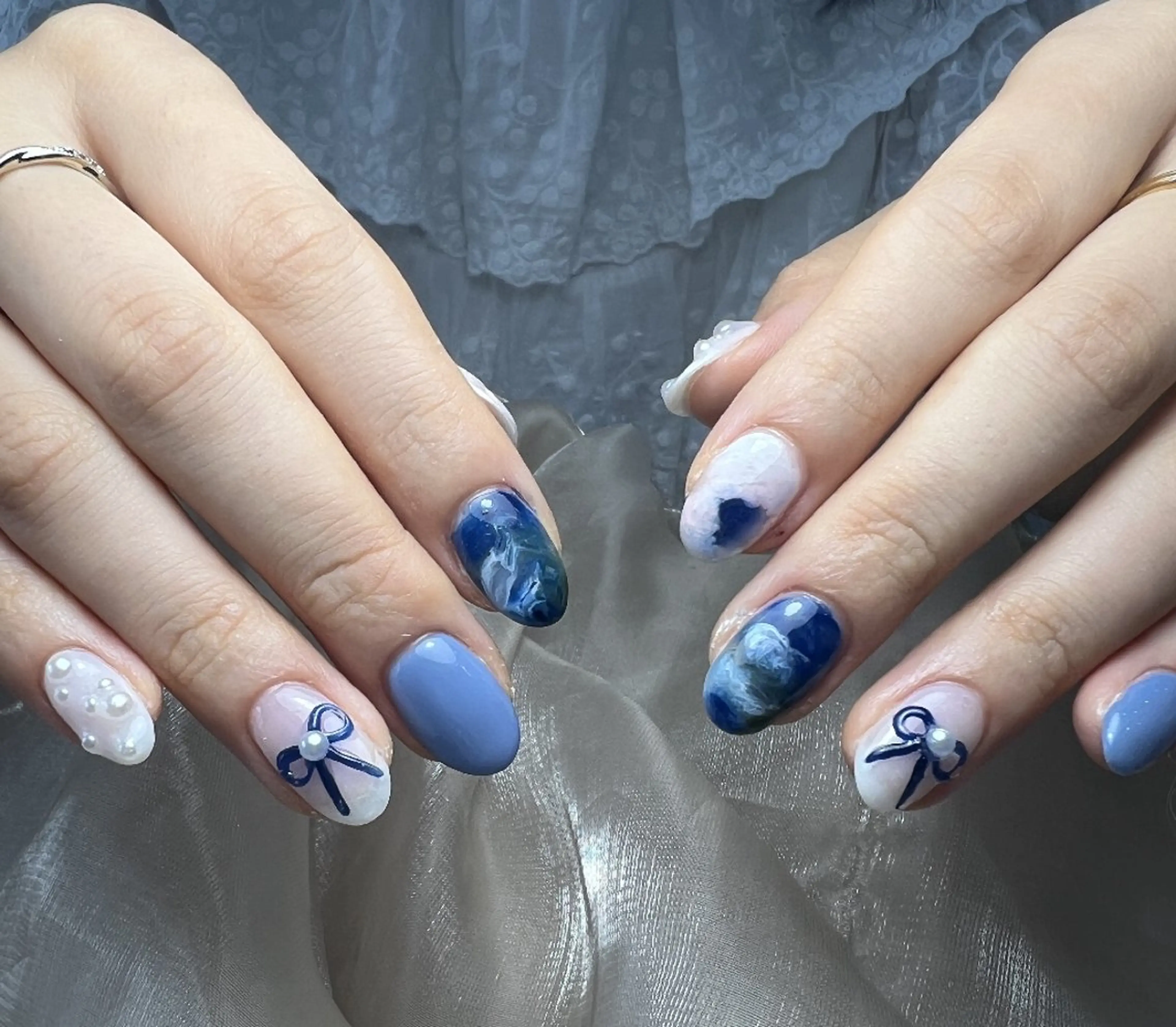 ネイル フラワーネイル フットネイル フレンチネイル ガーリー キラキラネイル ハンドネイル UM Nail Salonのネイルデザイン