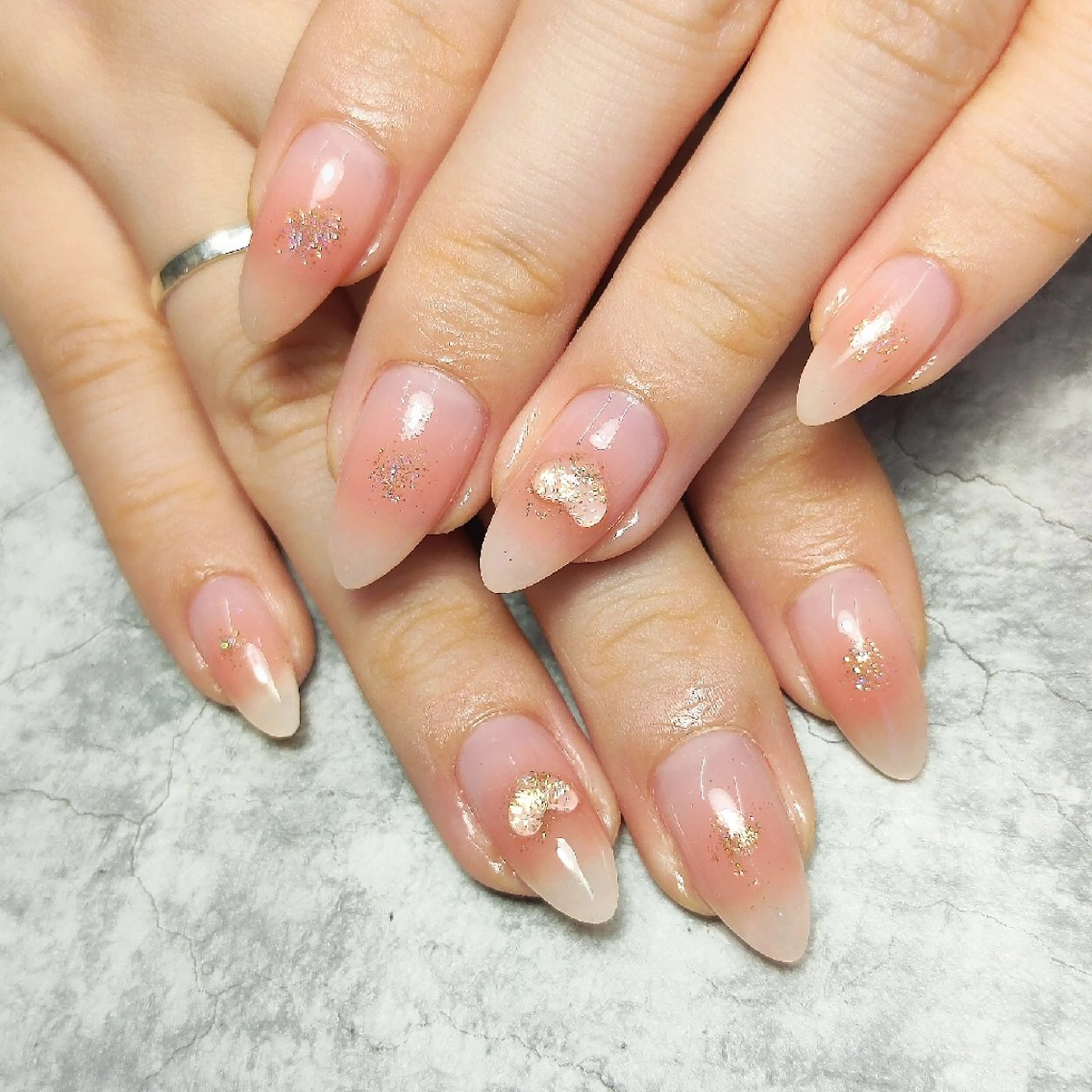 ネイル チークネイル ハンドネイル 個人サロン saltnailのネイルデザイン