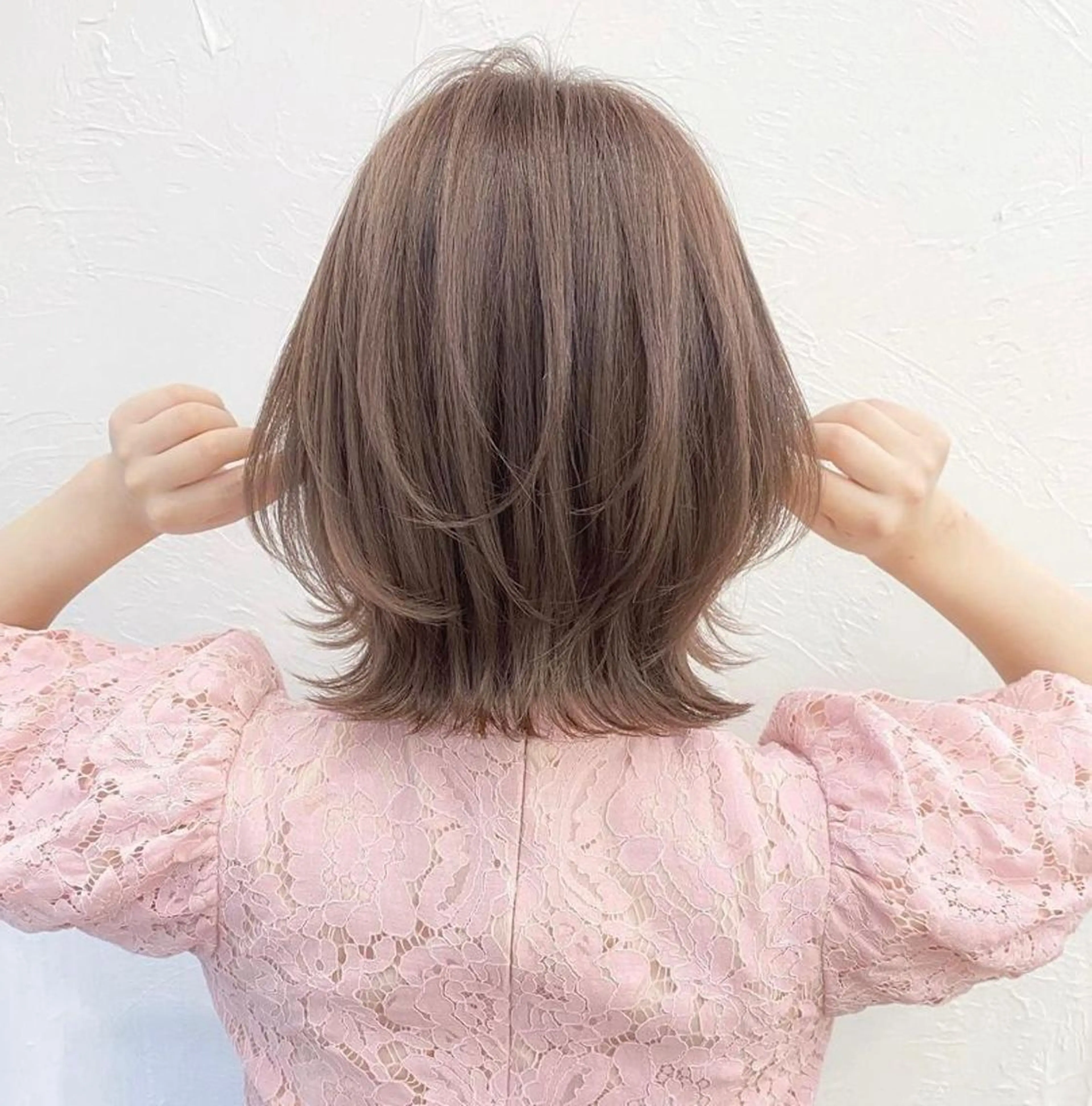 ミディアム カラー レイヤーカット Roid 代表✨HIROのヘアスタイル