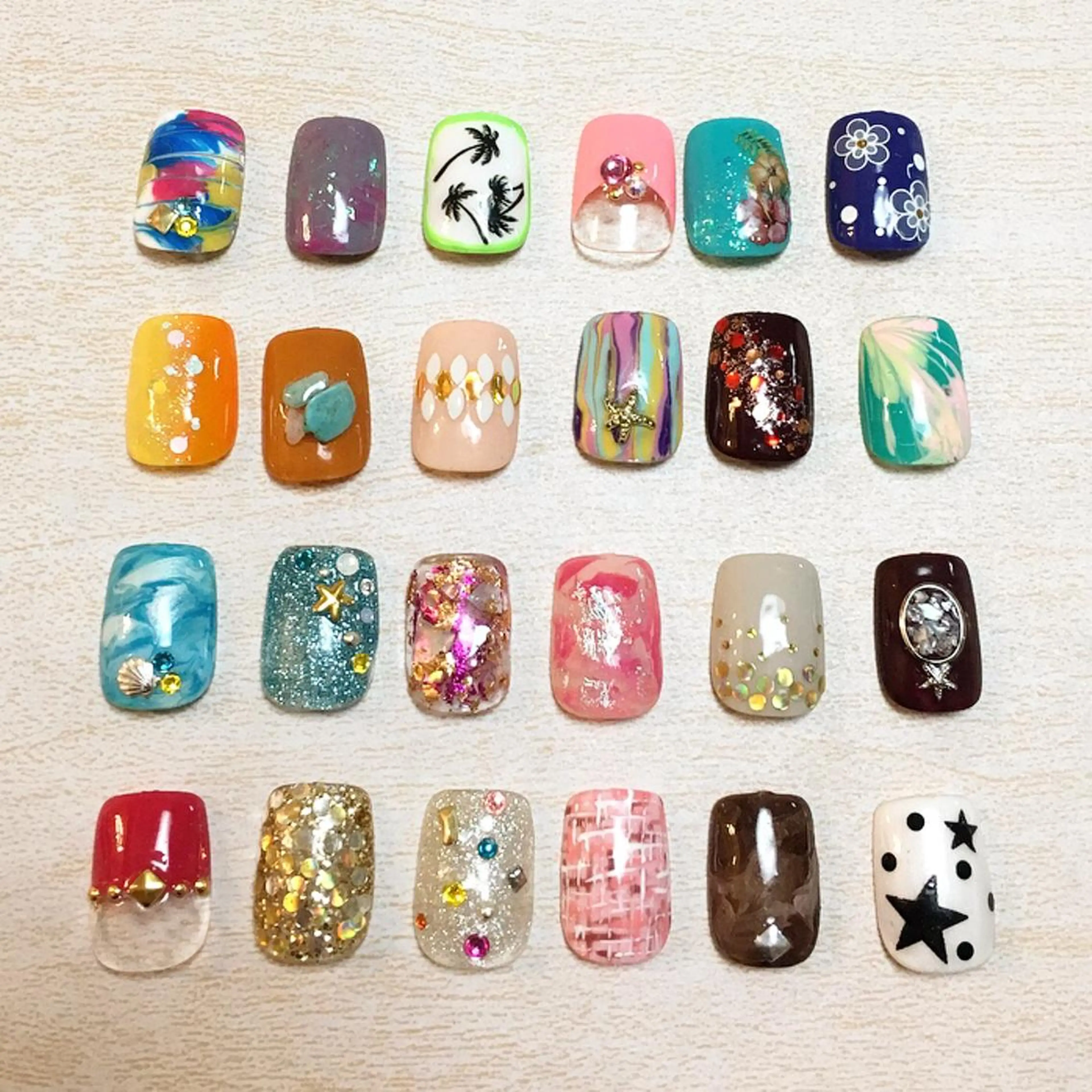 ショート ネイル Niconail ☆ 仙川/ Aiのネイルデザイン