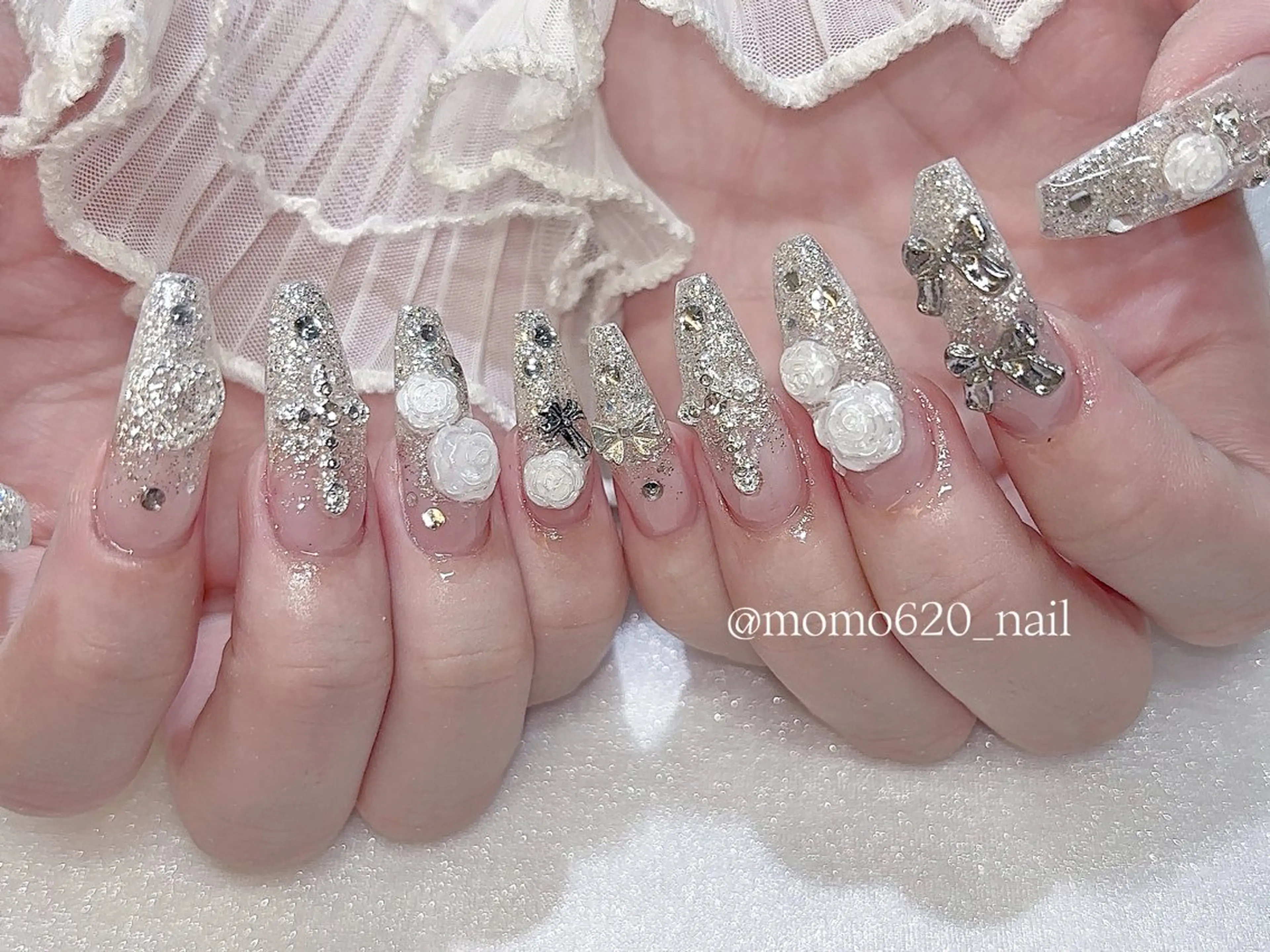 ネイル ハンドネイル フットネイル nailsalon moca 堀江店所属・moca堀江店 momokaのネイルデザイン
