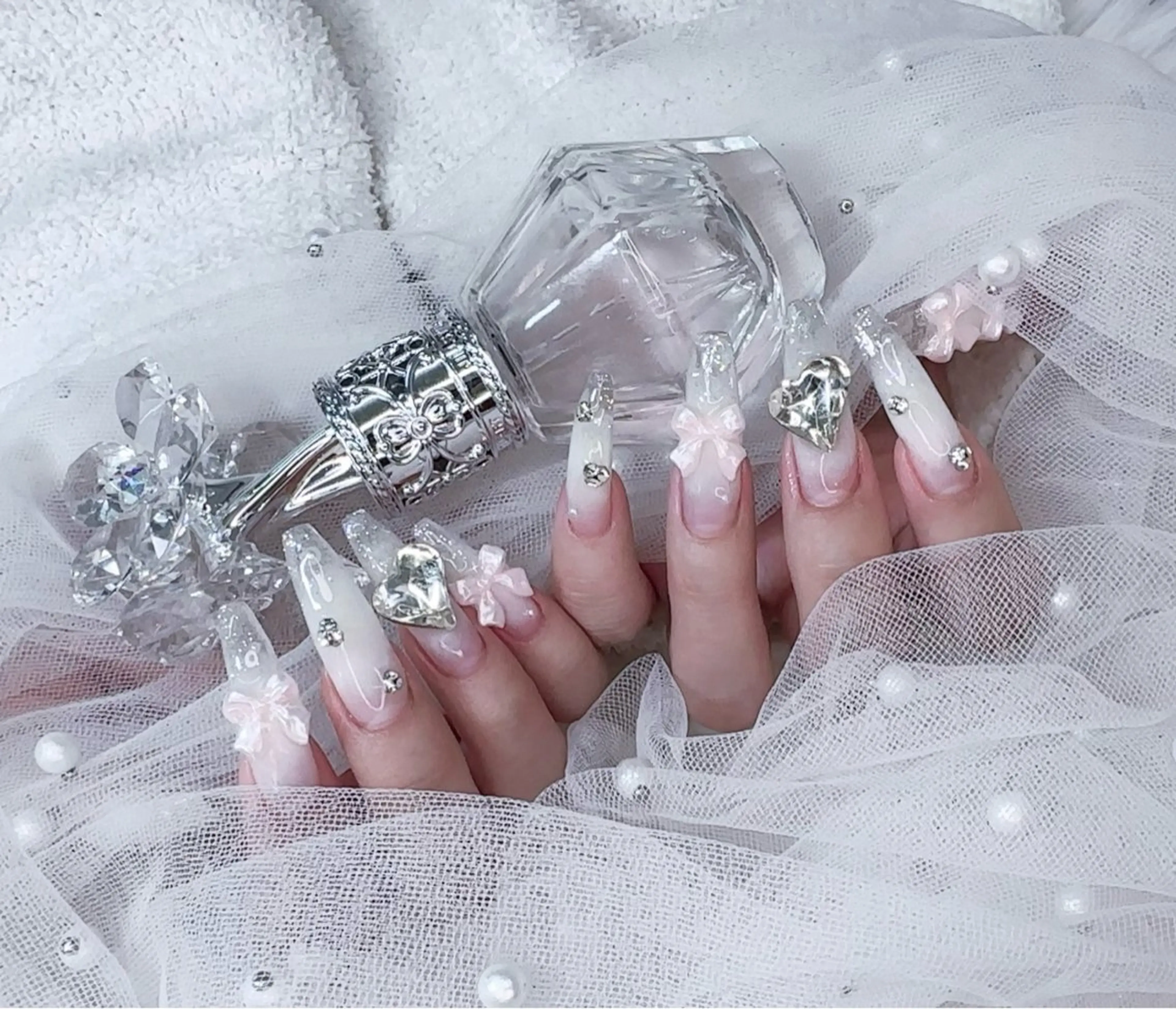 ネイル R nailsalon所属・R salonのネイルデザイン