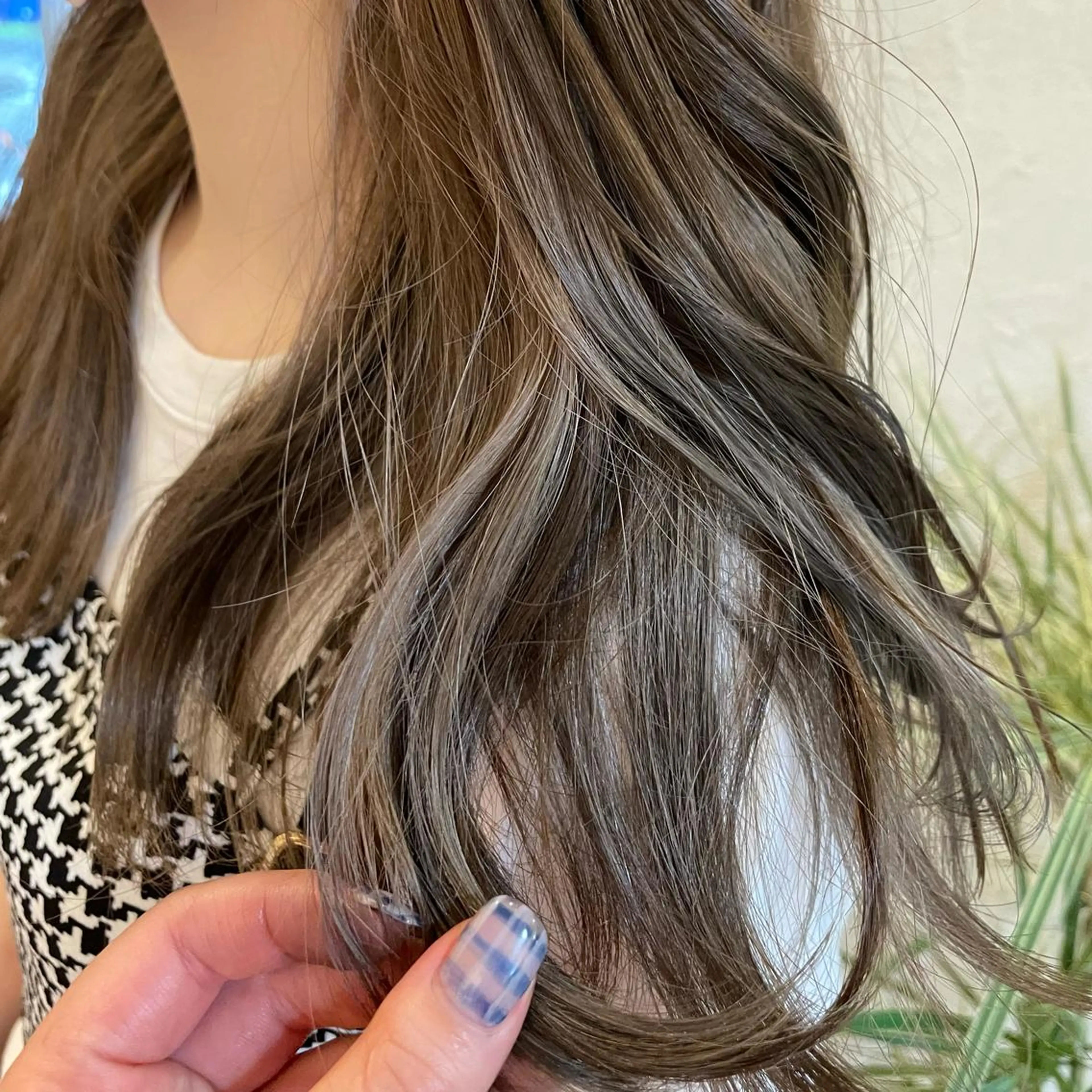 ロング しもかわ かほのヘアスタイル