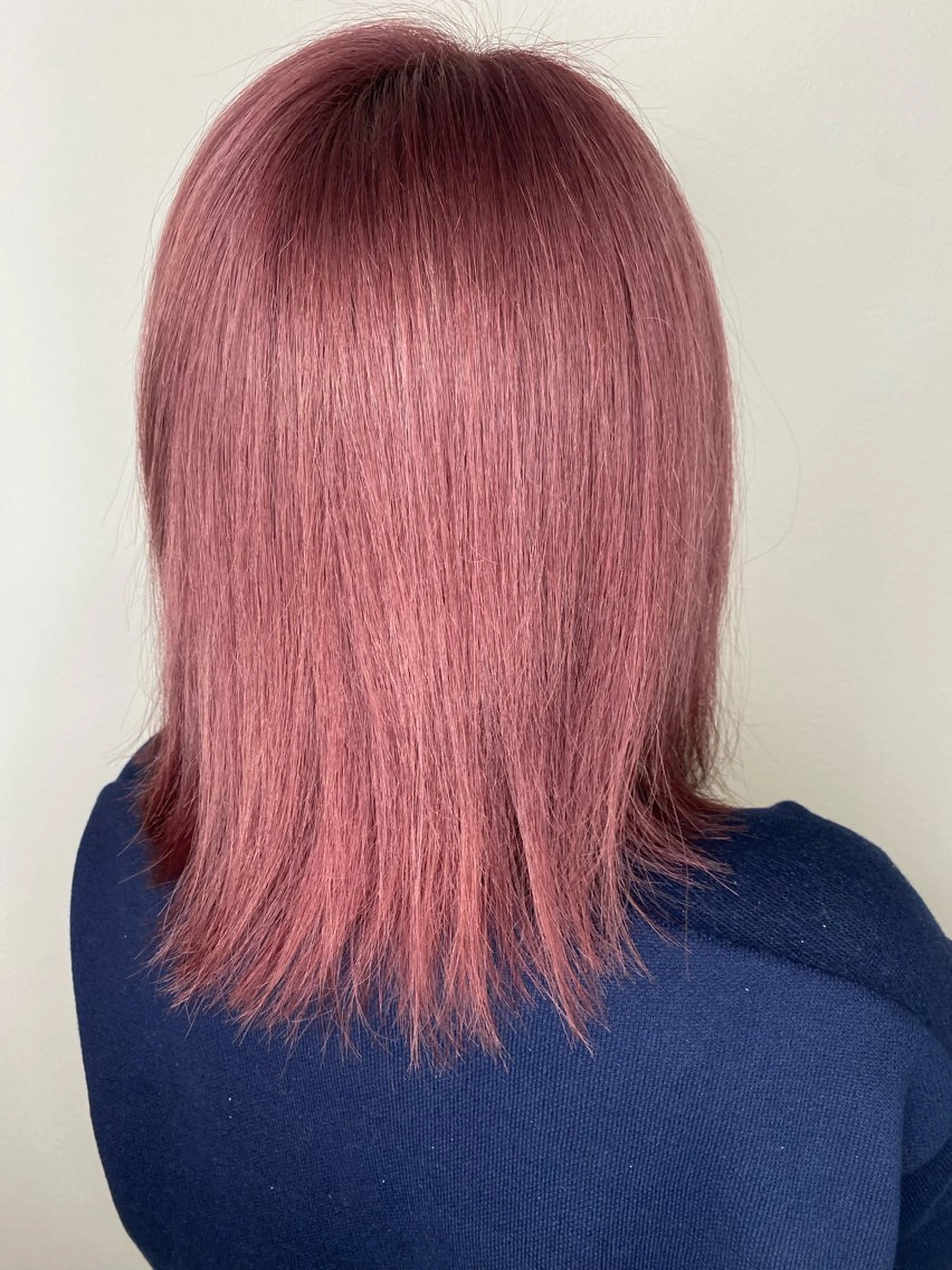 セミロング カラー ピンクカラー カット ヘアカラー トリートメント Avalon所属・Hiroshi ヒロシのヘアスタイル