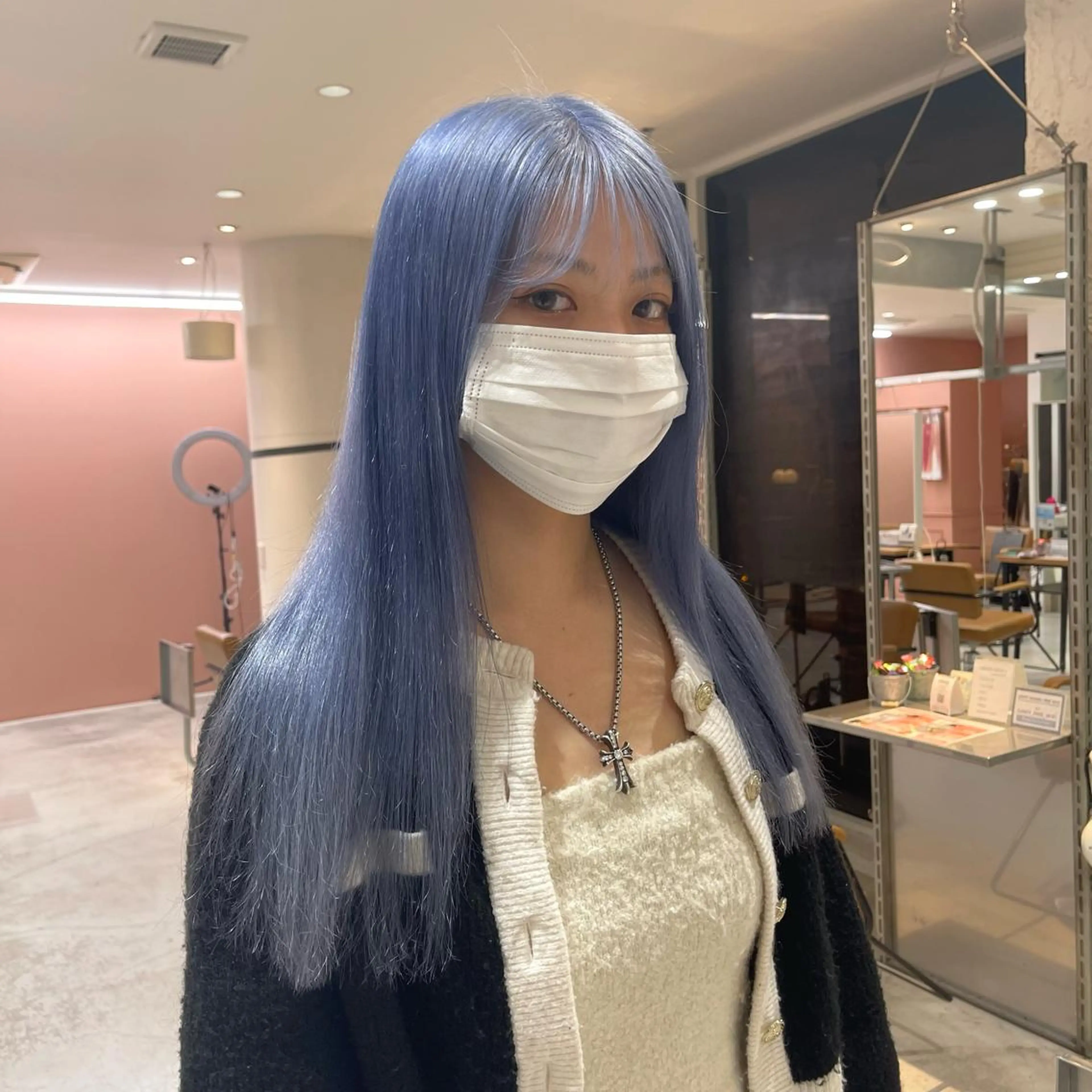 ロング カラー ブリーチ ヘアカラー lunty miichiのヘアスタイル