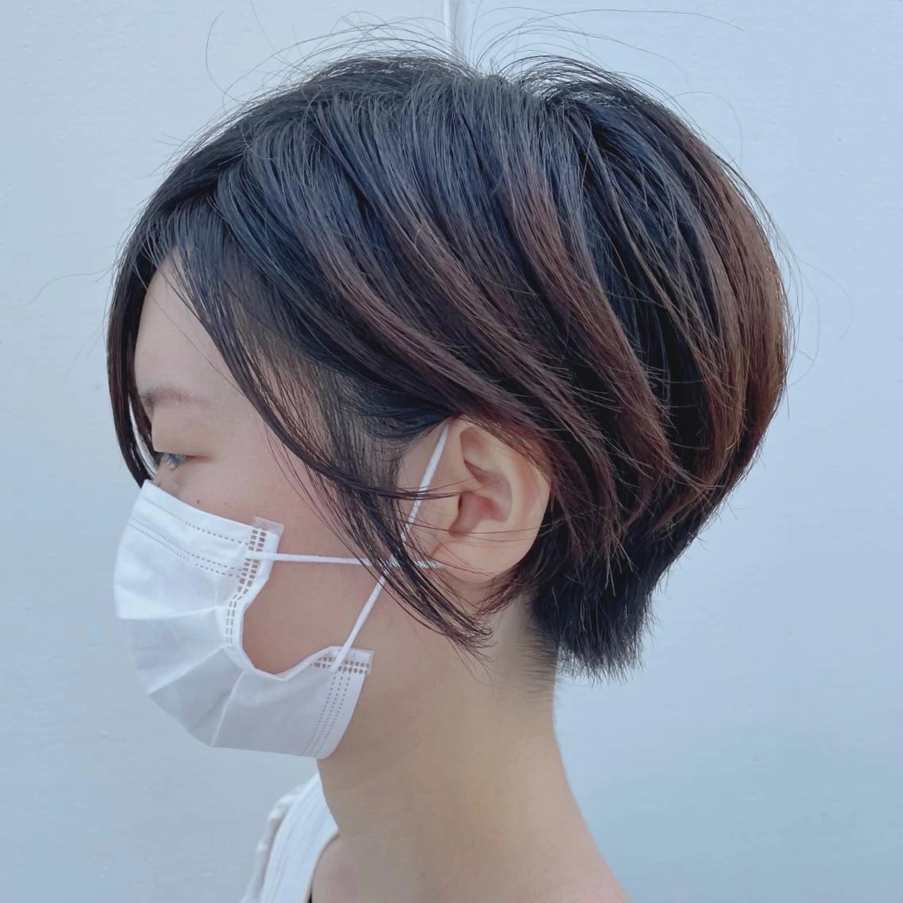ショート パーソナルカラー 藤本夢のヘアスタイル