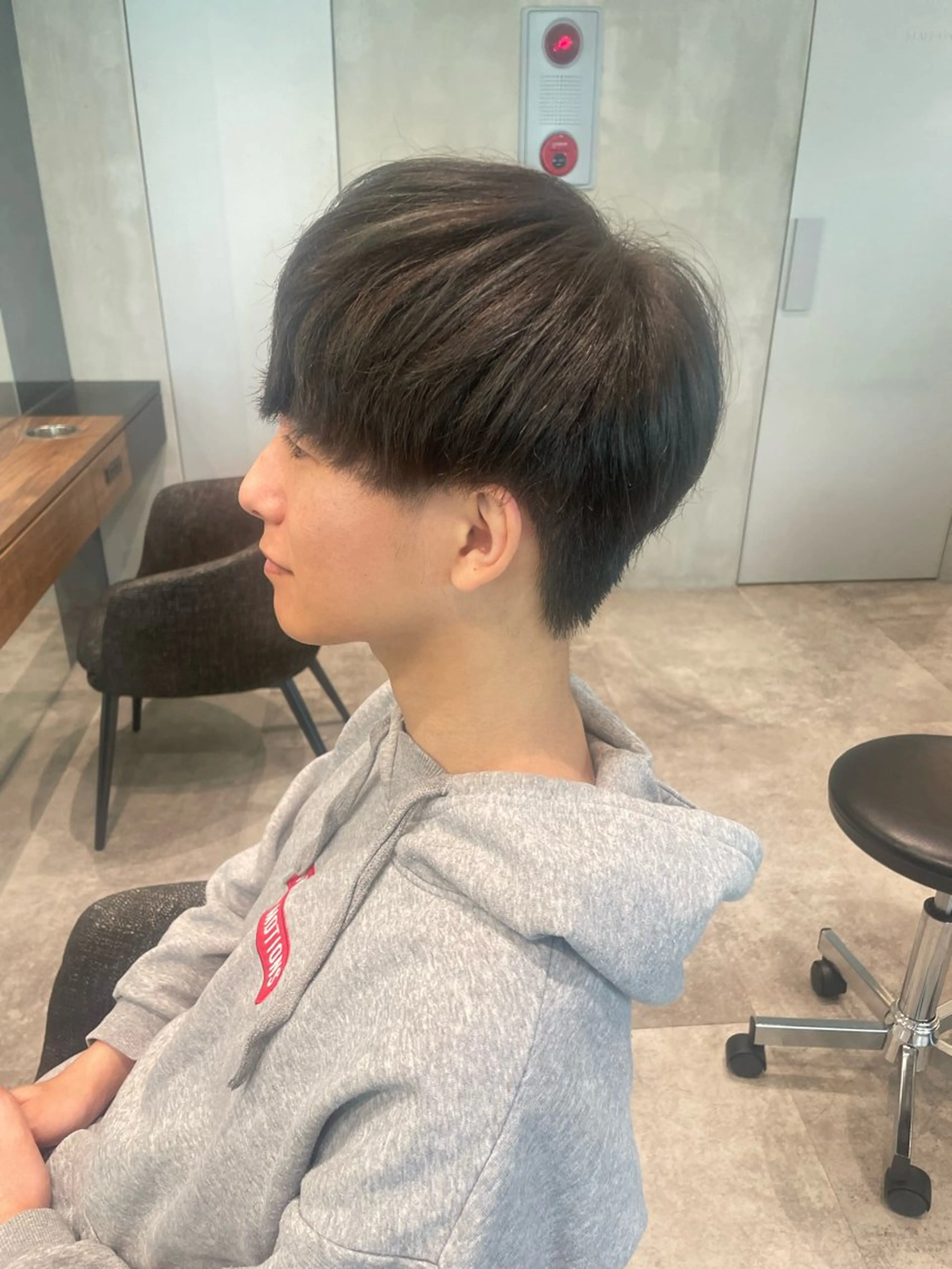 メンズ Toiro 新宿所属・新宿/新宿三丁目 yuinaのヘアスタイル