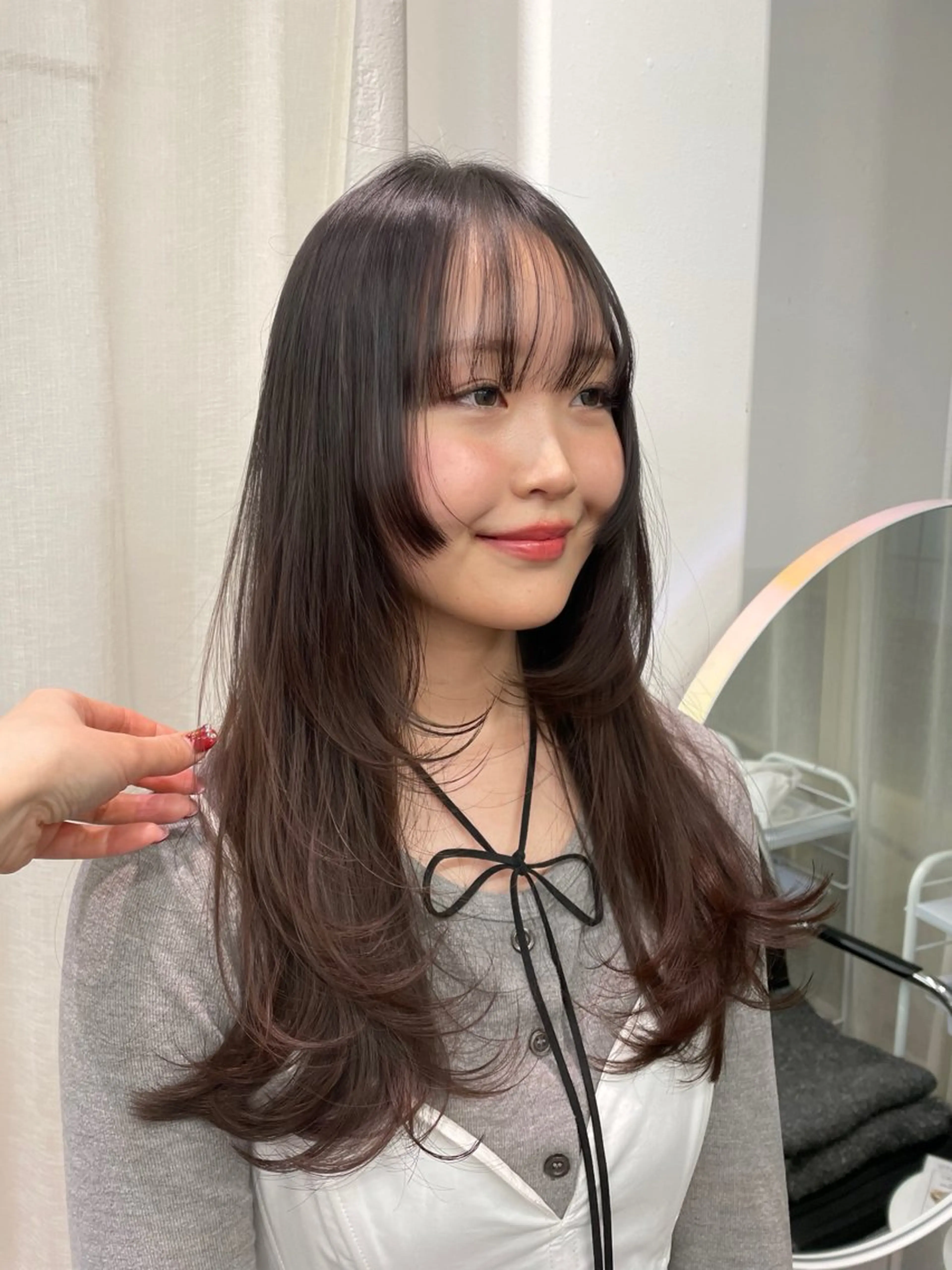 ロング カラー レイヤーカット カット ヘアカラー トリートメント レイヤーカット🎀 kanaのヘアスタイル