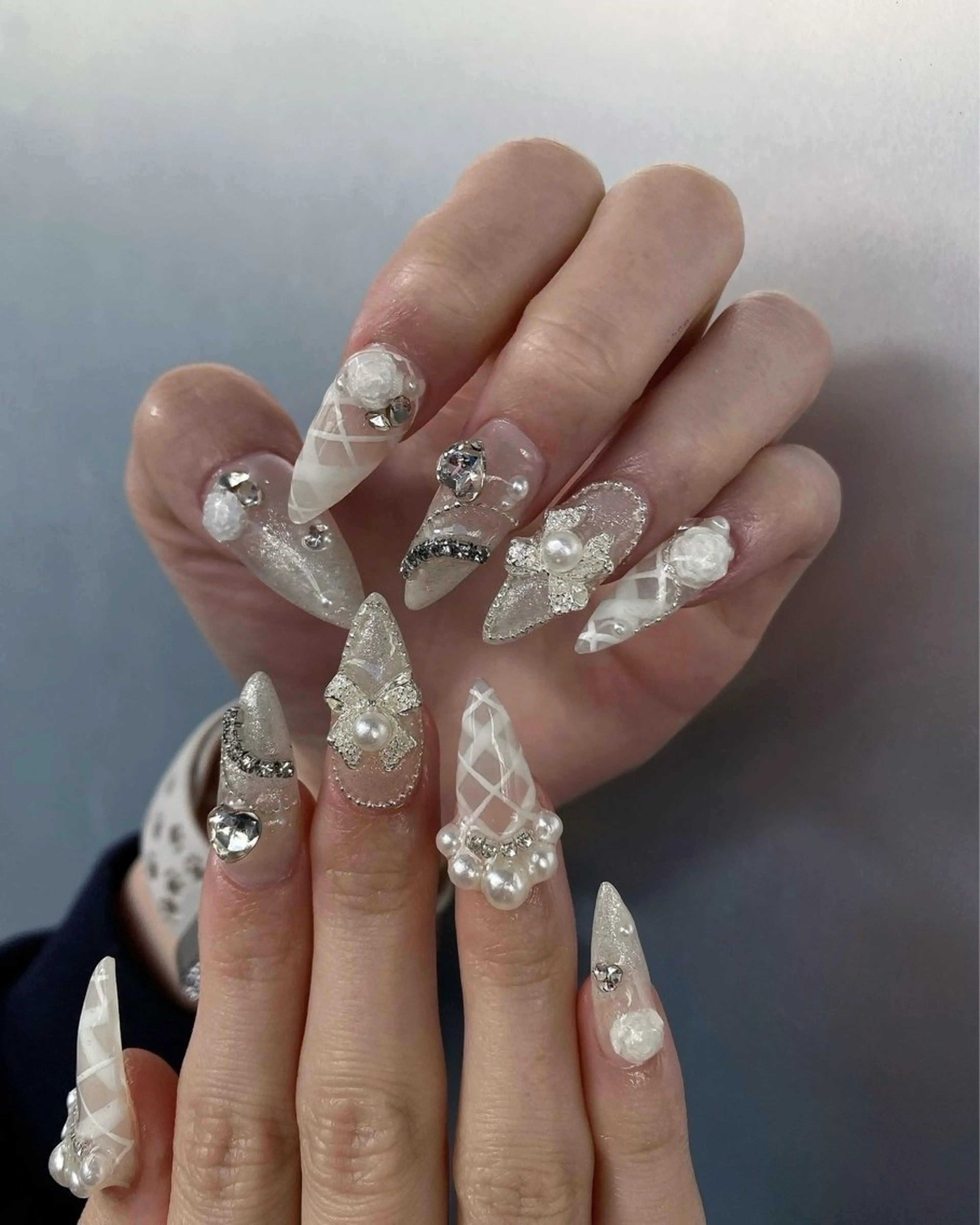 ネイル アートネイル オーロラネイル ブルー チークネイル フットネイル ハンドネイル NICY NAIL所属・NICY NAIL 池袋のネイルデザイン