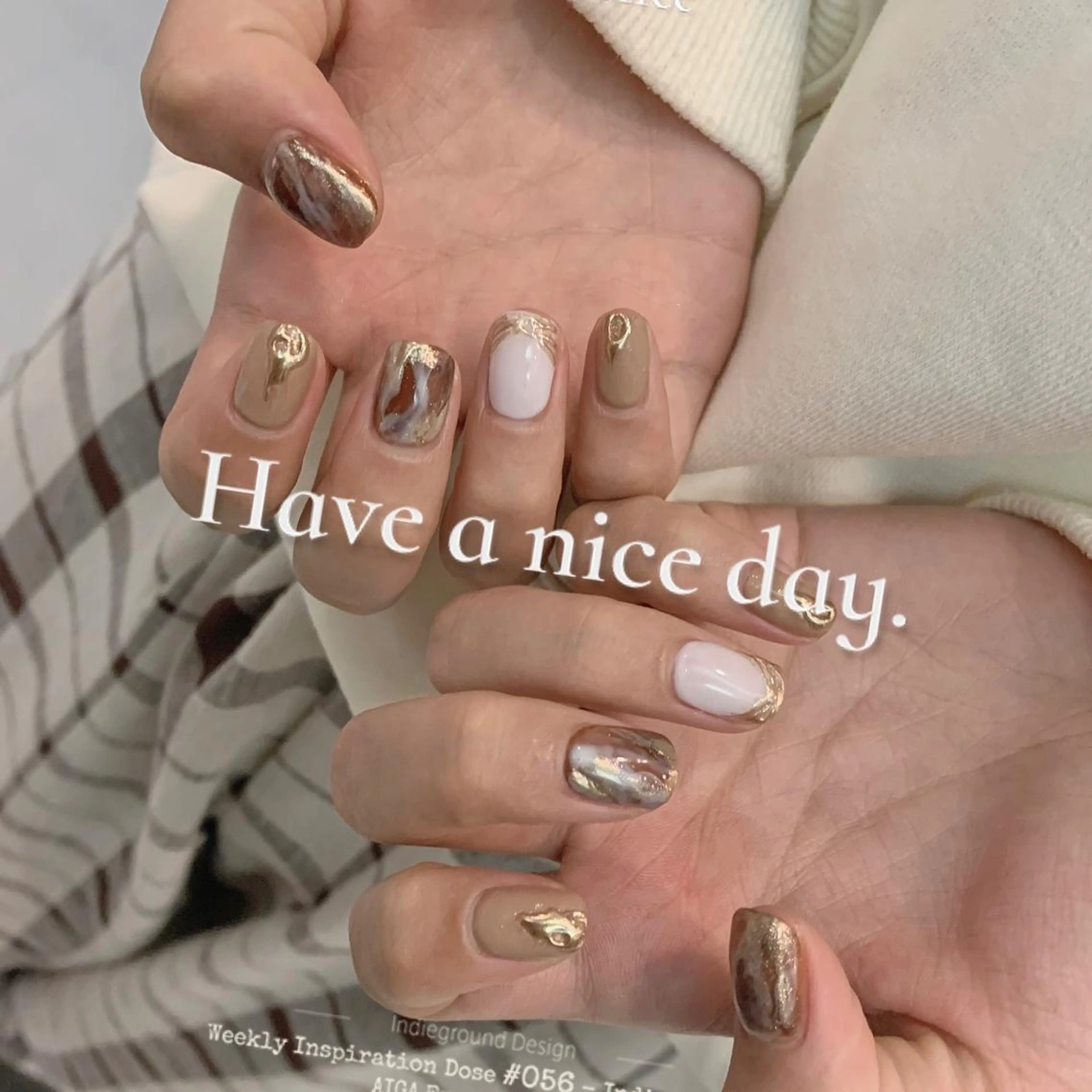 ネイル オーロラネイル フットネイル フレンチネイル ジェルネイル 韓国ネイル ハンドネイル ハンドケア 【ENサロン】 Rei🎀Nailのネイルデザイン