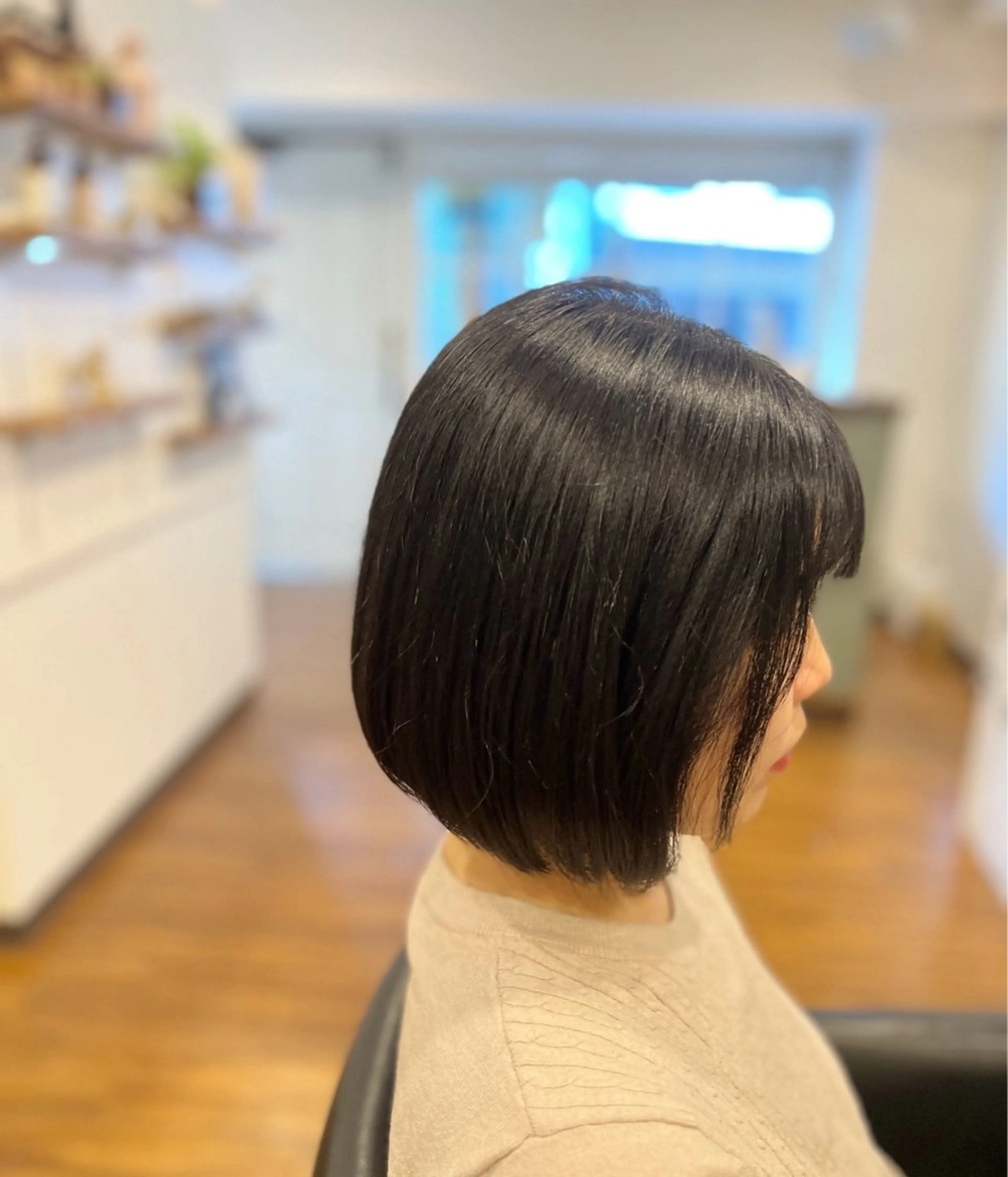 ミディアム カット 馬場 麻奈美のヘアスタイル