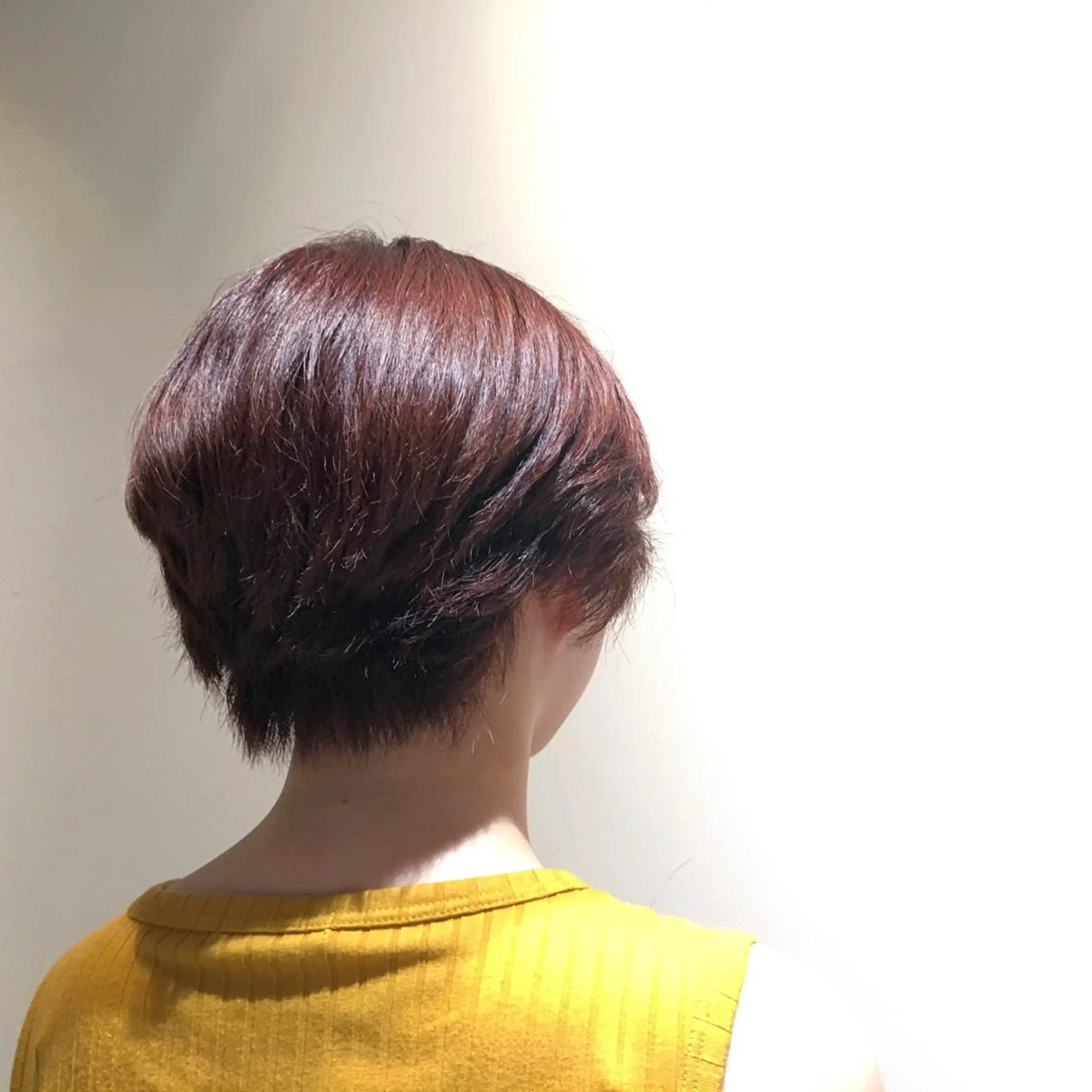 ショート カラー オレンジ 野々村 朋美のヘアスタイル