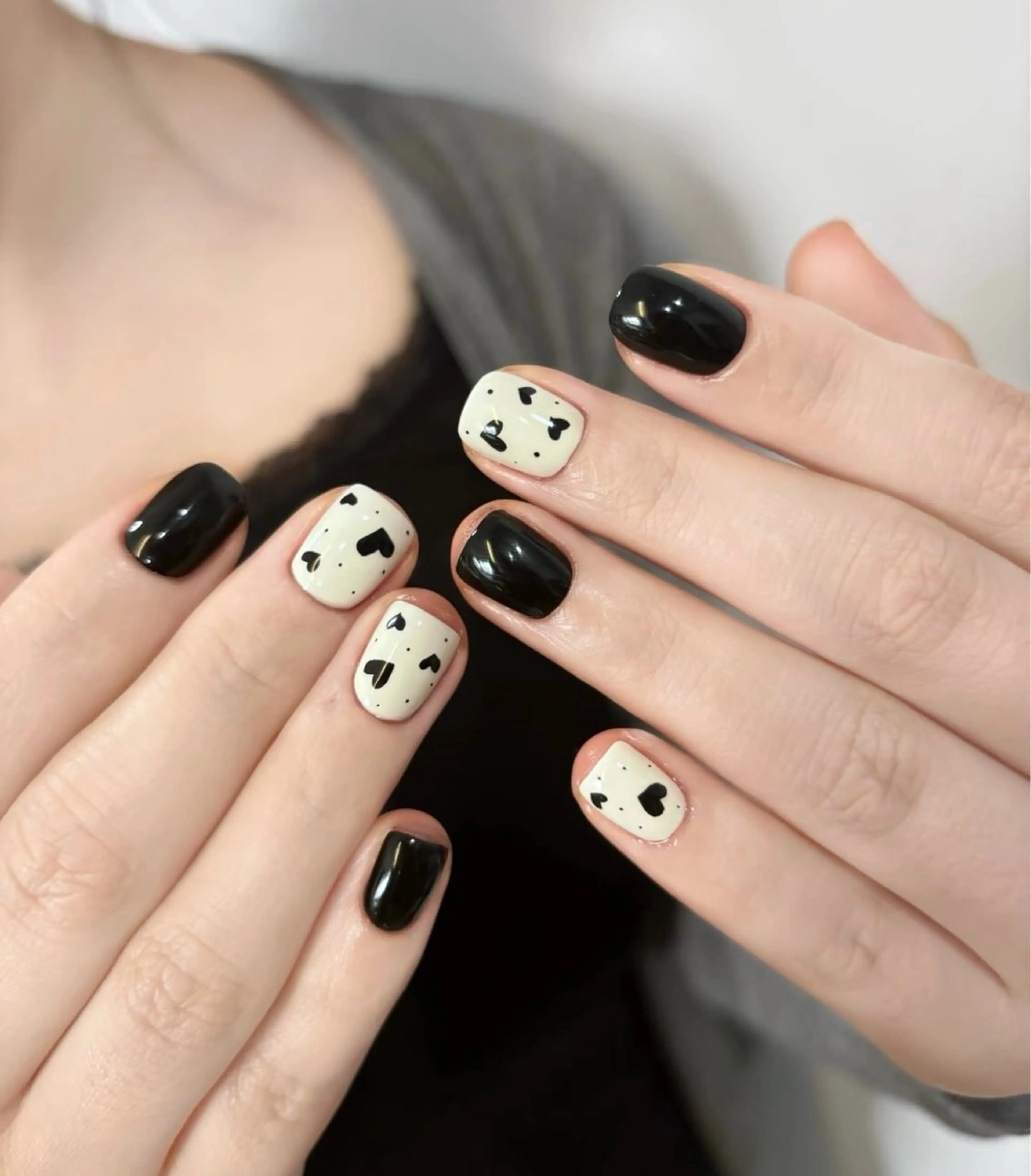 ショート 韓国風ヘア ビューティーフル Aのネイルデザイン