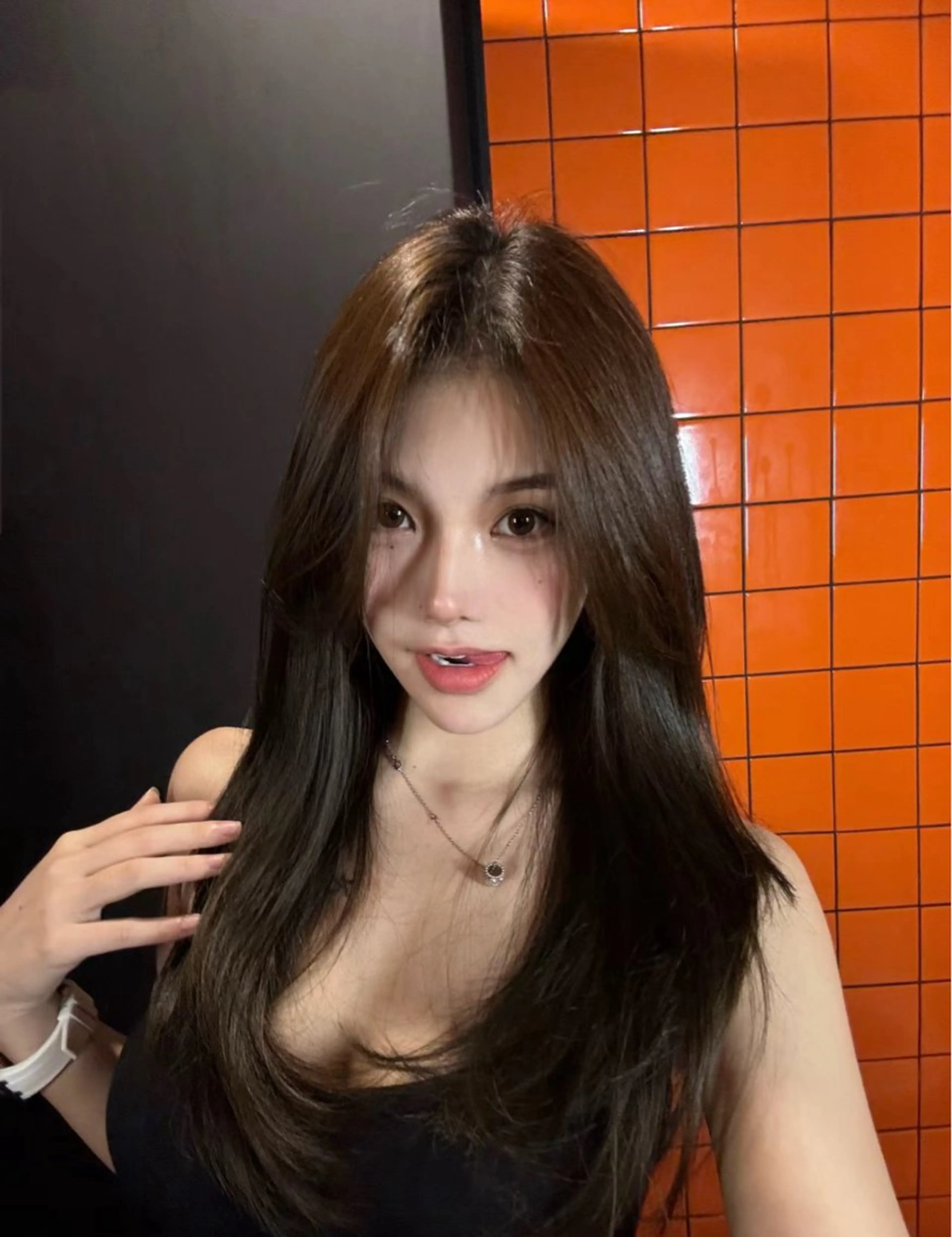 ロング カラー カット トリートメント 海野翔吾🇨🇳 ワンホンレイヤーのヘアスタイル