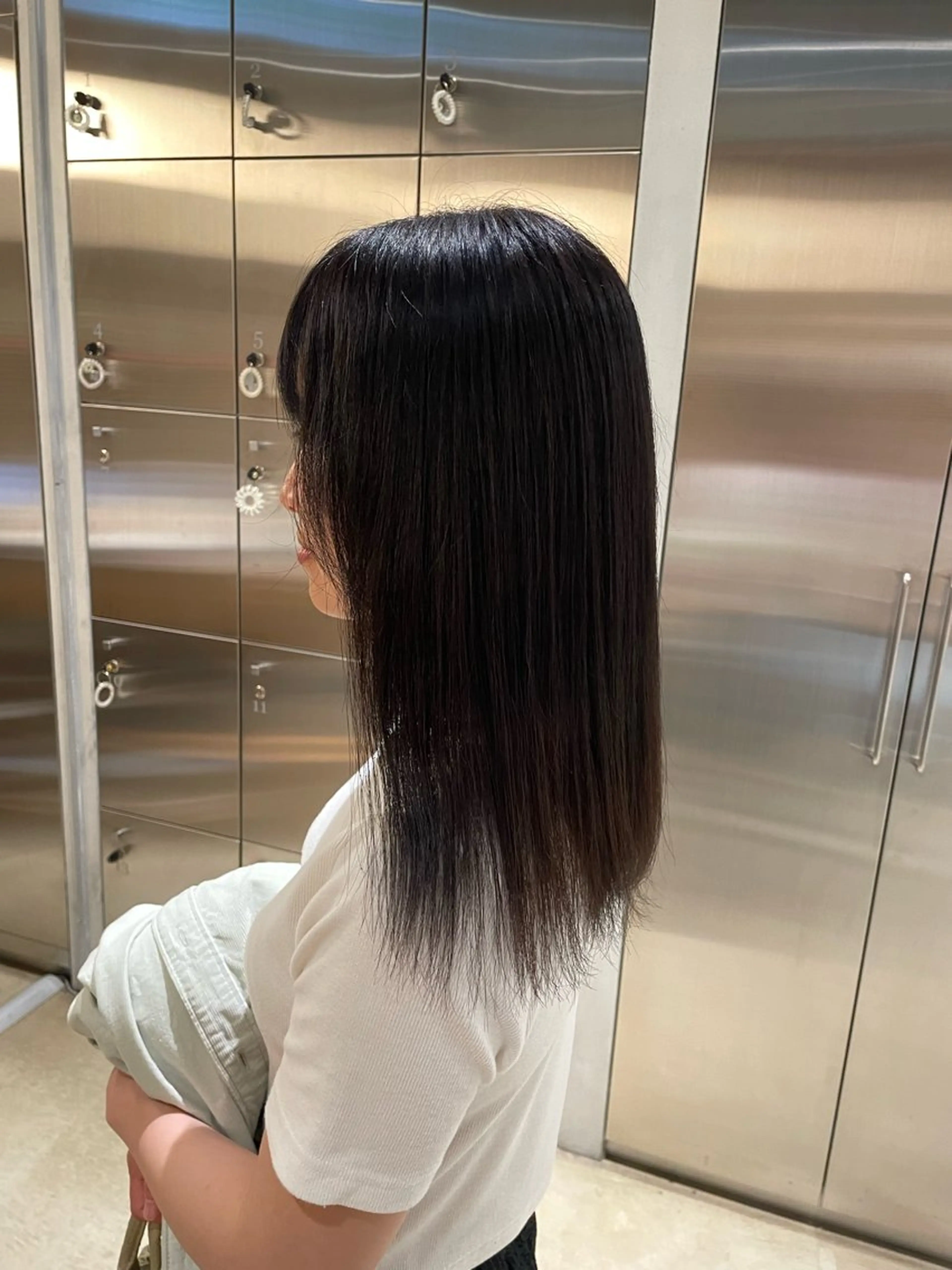 セミロング カラー オレンジ 樋口 花穂のヘアスタイル