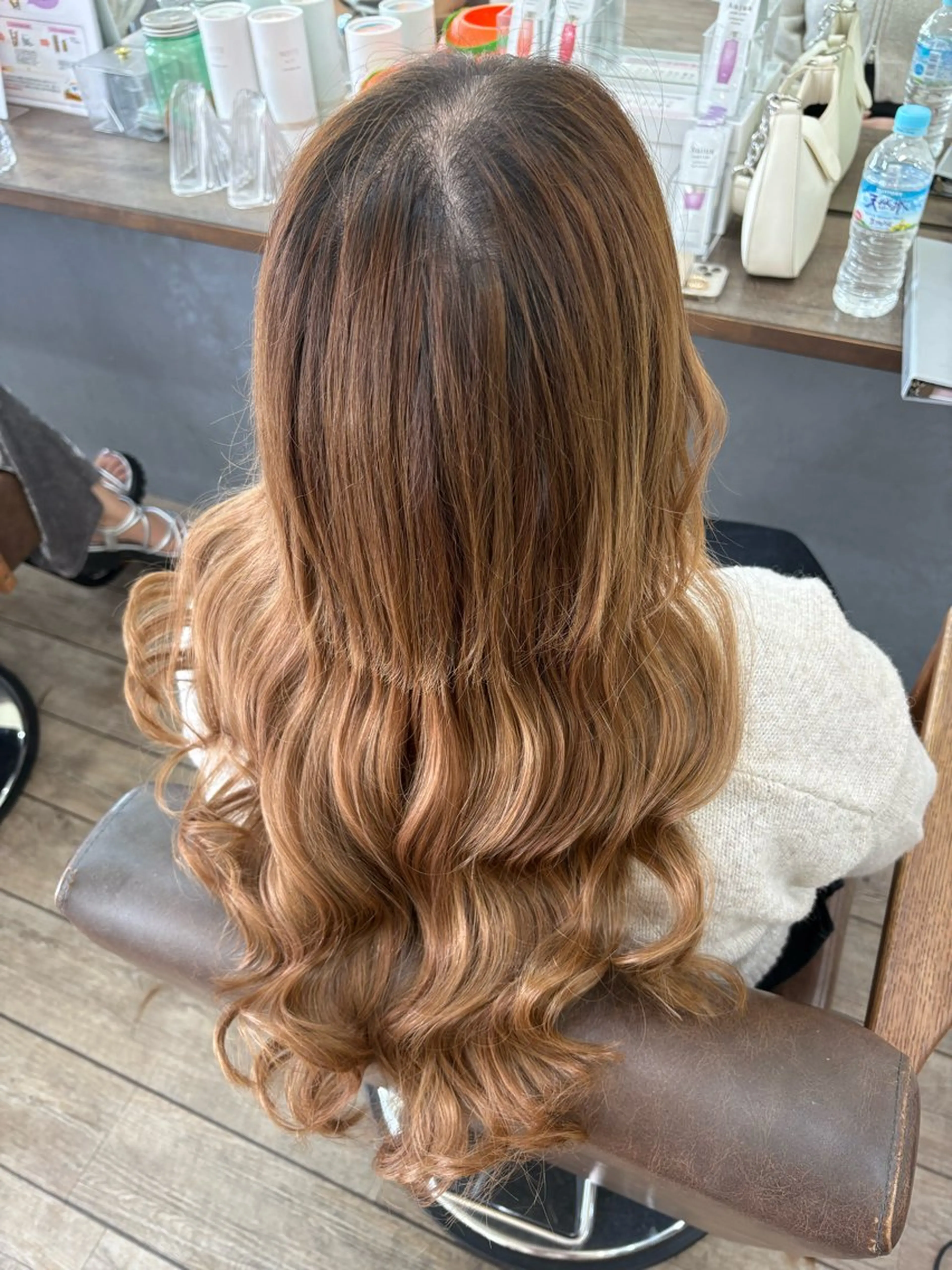 ロング シールエクステ ボブ エクステ ロング 黒坂 佳乃のヘアスタイル