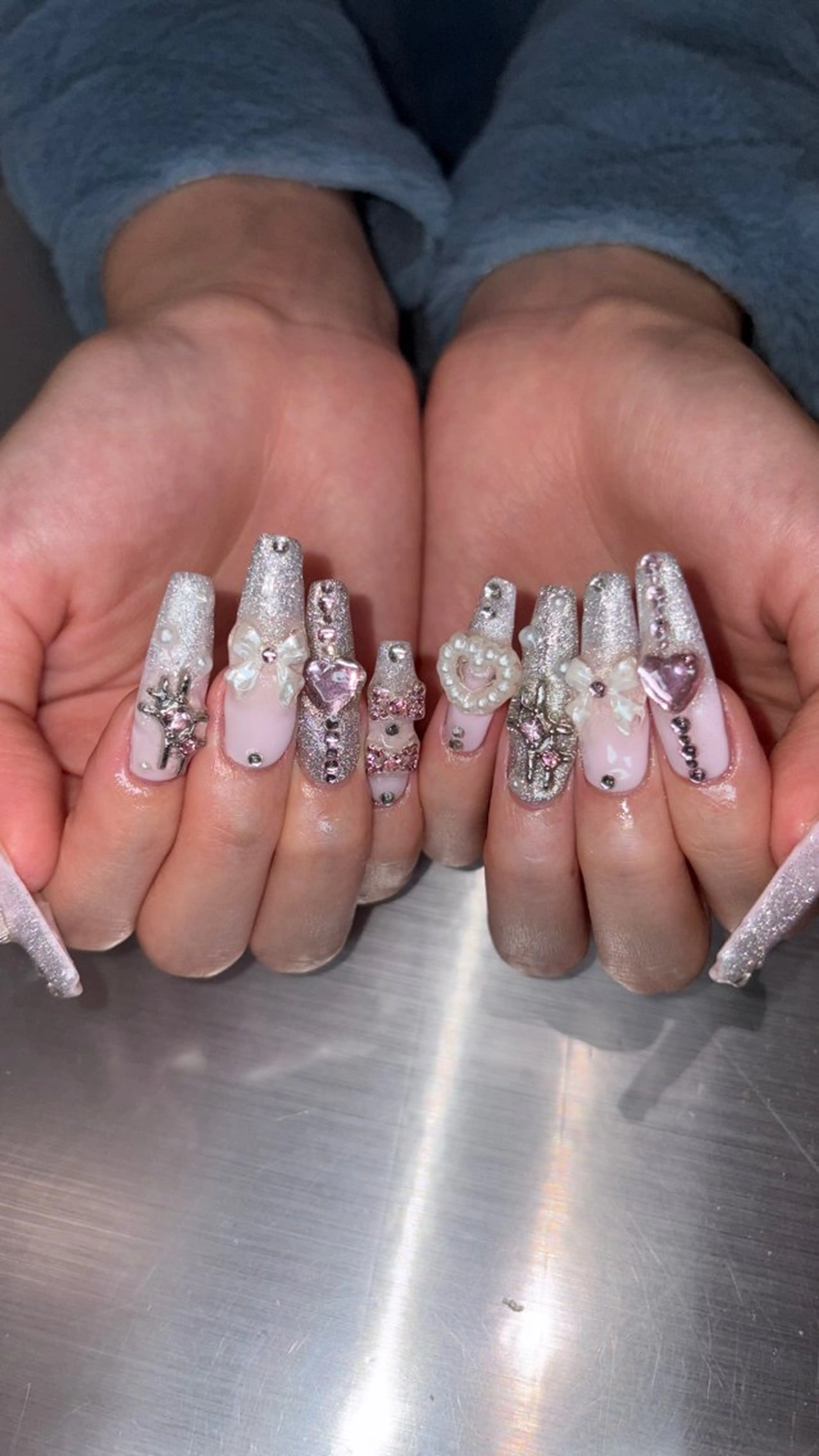 ネイル ハンドネイル 👽個性派ネイル🎀 komachiのネイルデザイン