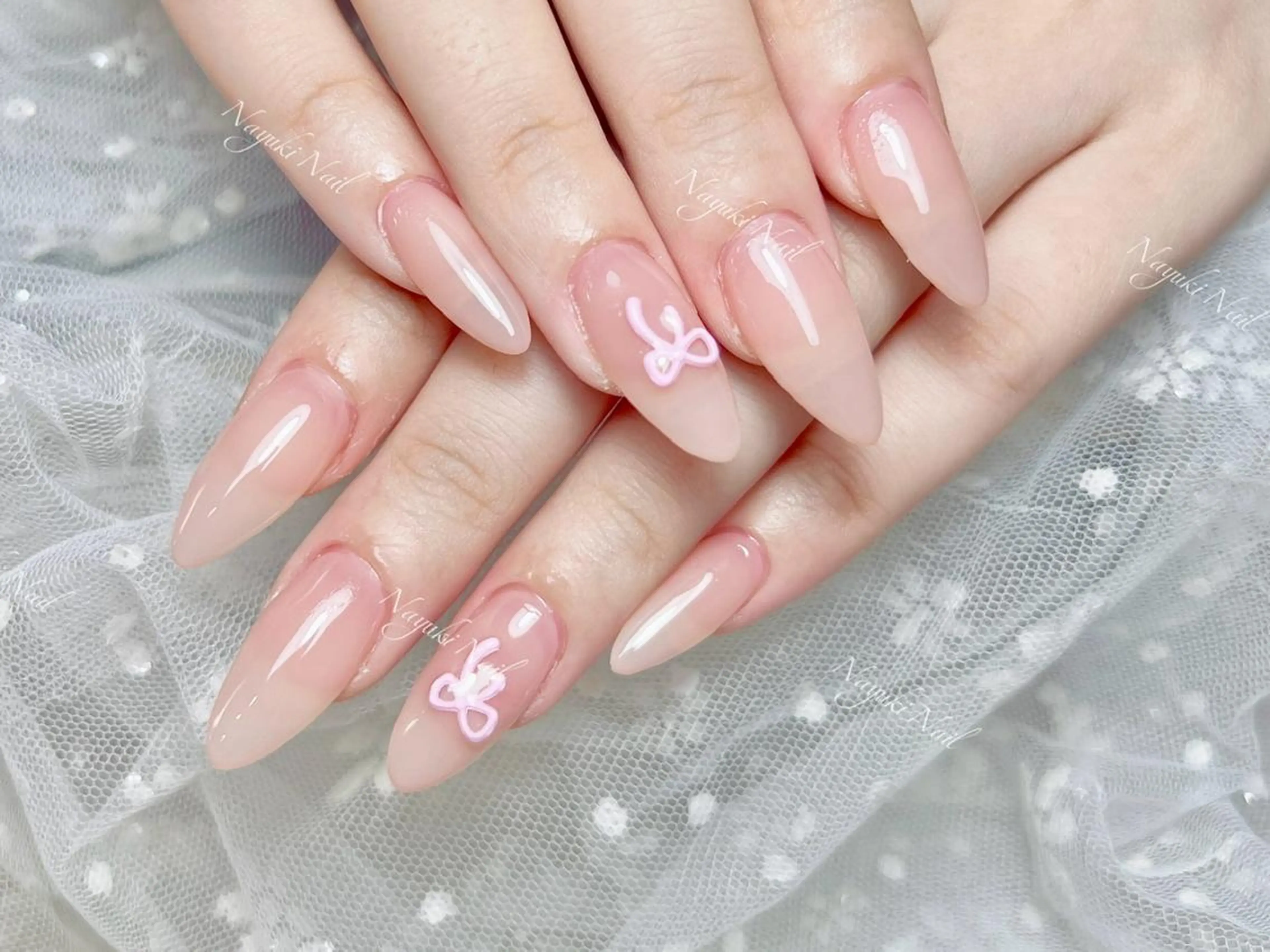 ネイル 🦋 Queenieのネイルデザイン