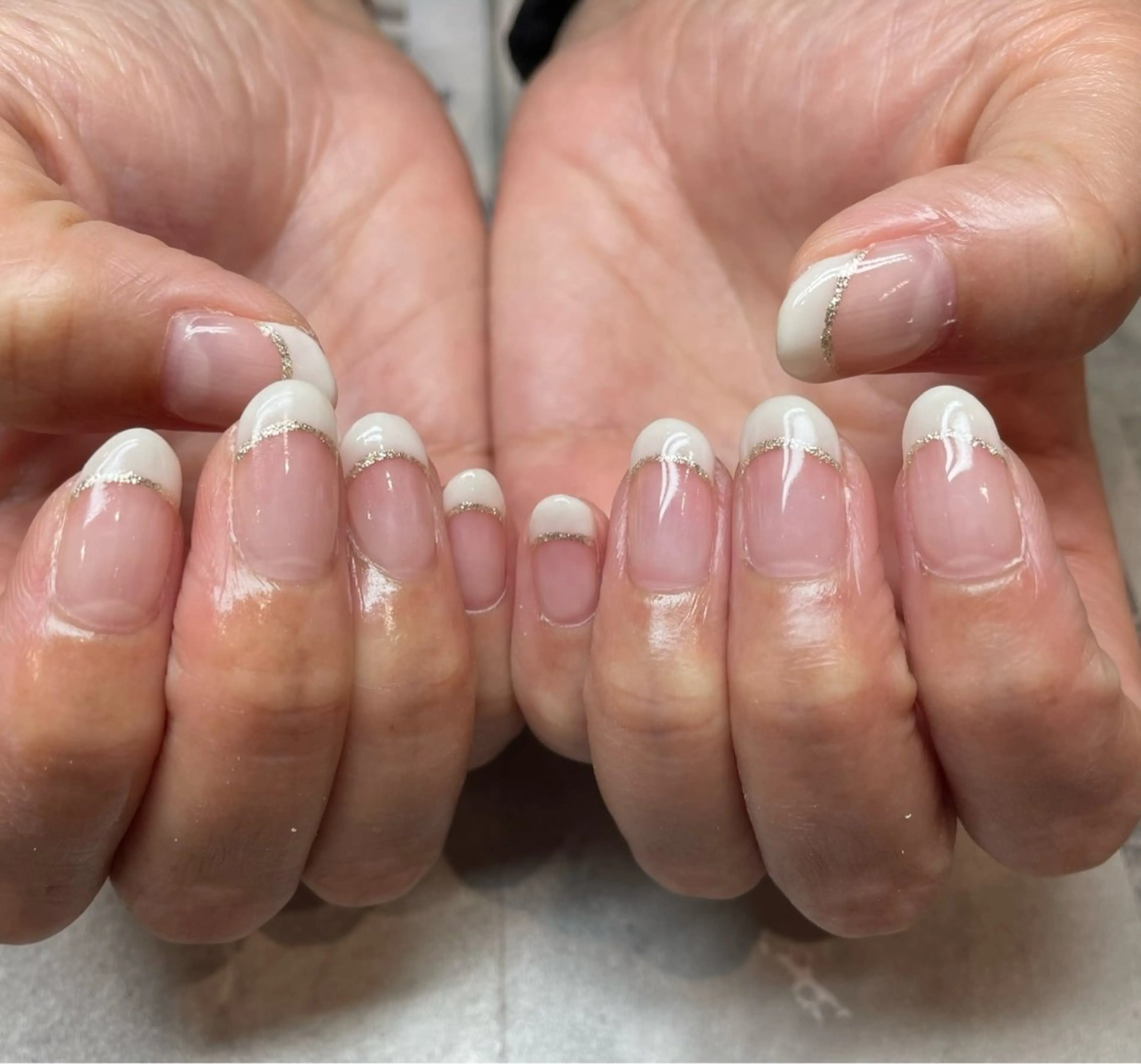 【オフ無し】フレンチネイル🫧甘皮ケア込みの写真