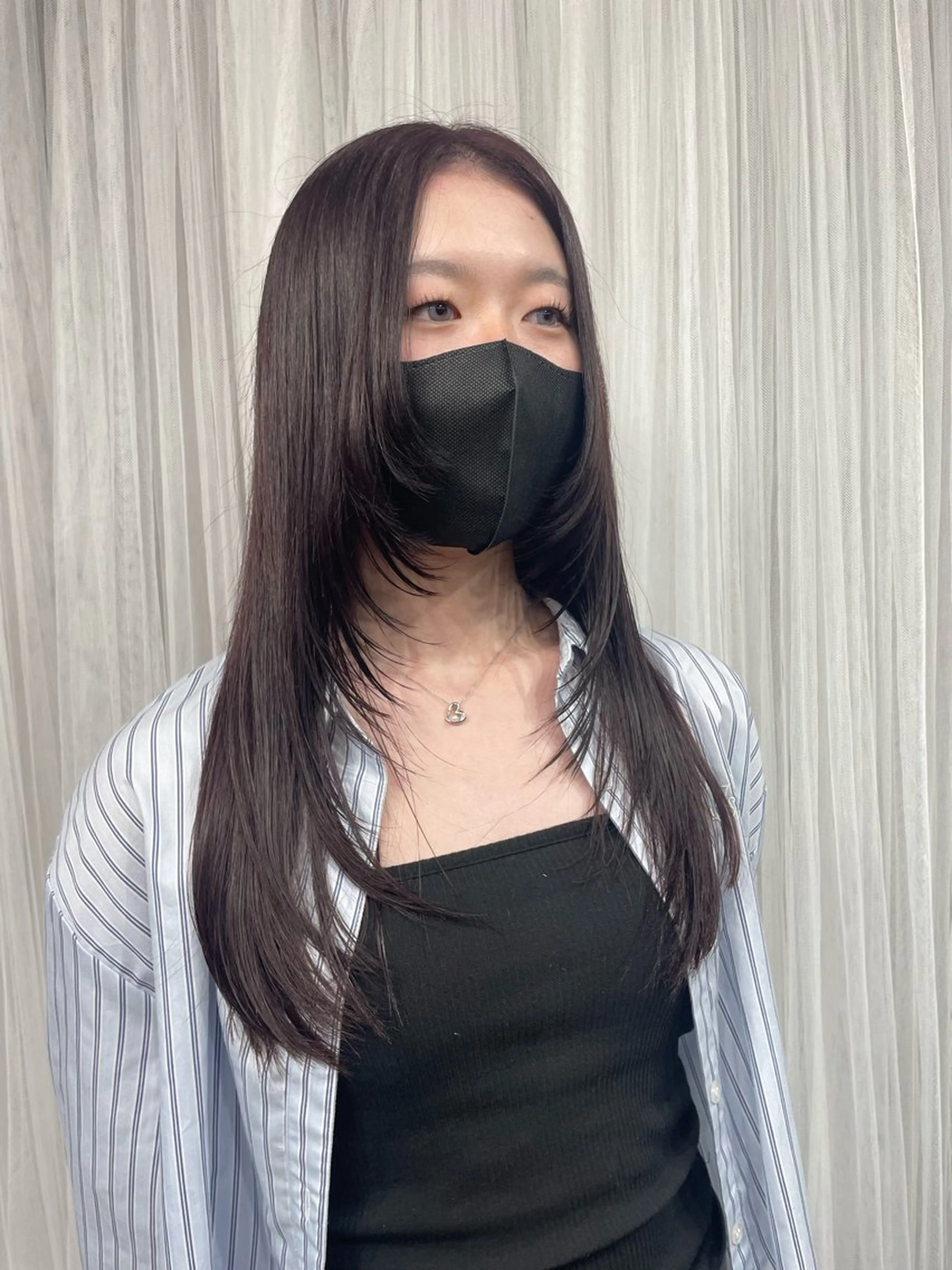 ロング レイヤーカット カット ヘアカラー 手塚 由佳のヘアスタイル