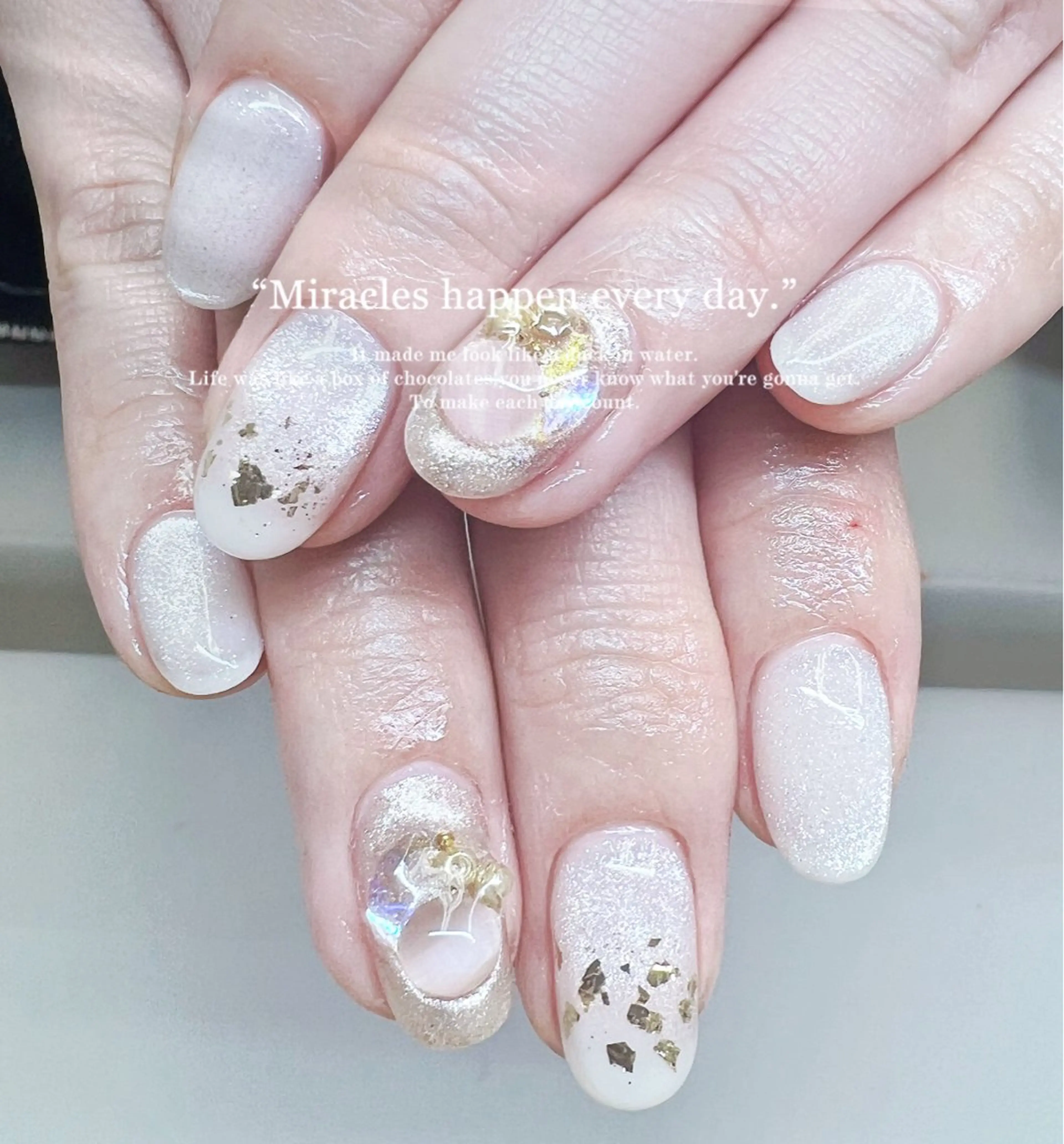 ネイル ハンドネイル フットネイル ハンドケア AngelChris ビューティーサロンのネイルデザイン