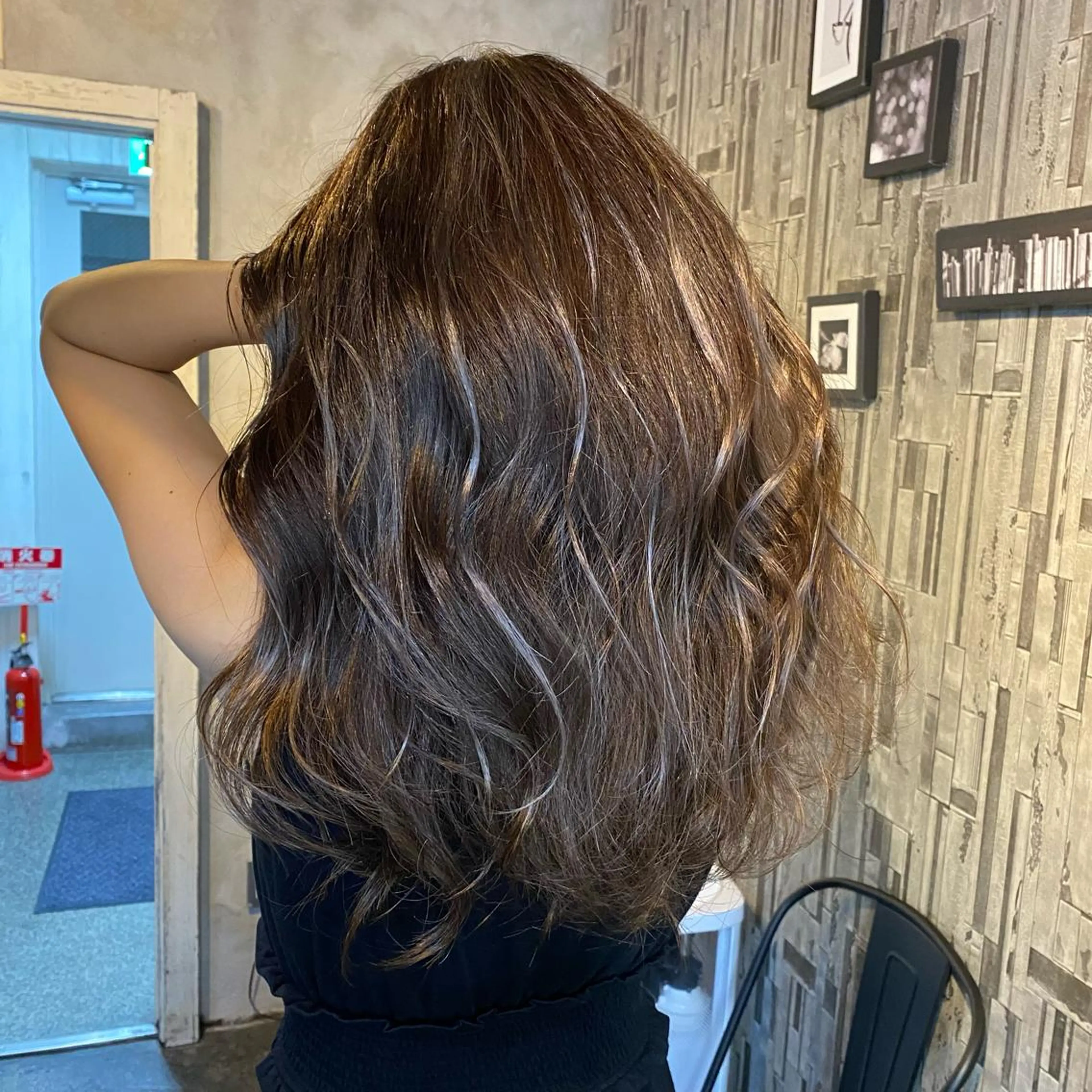 セミロング ハイライト Lig.遠藤 航平のヘアスタイル