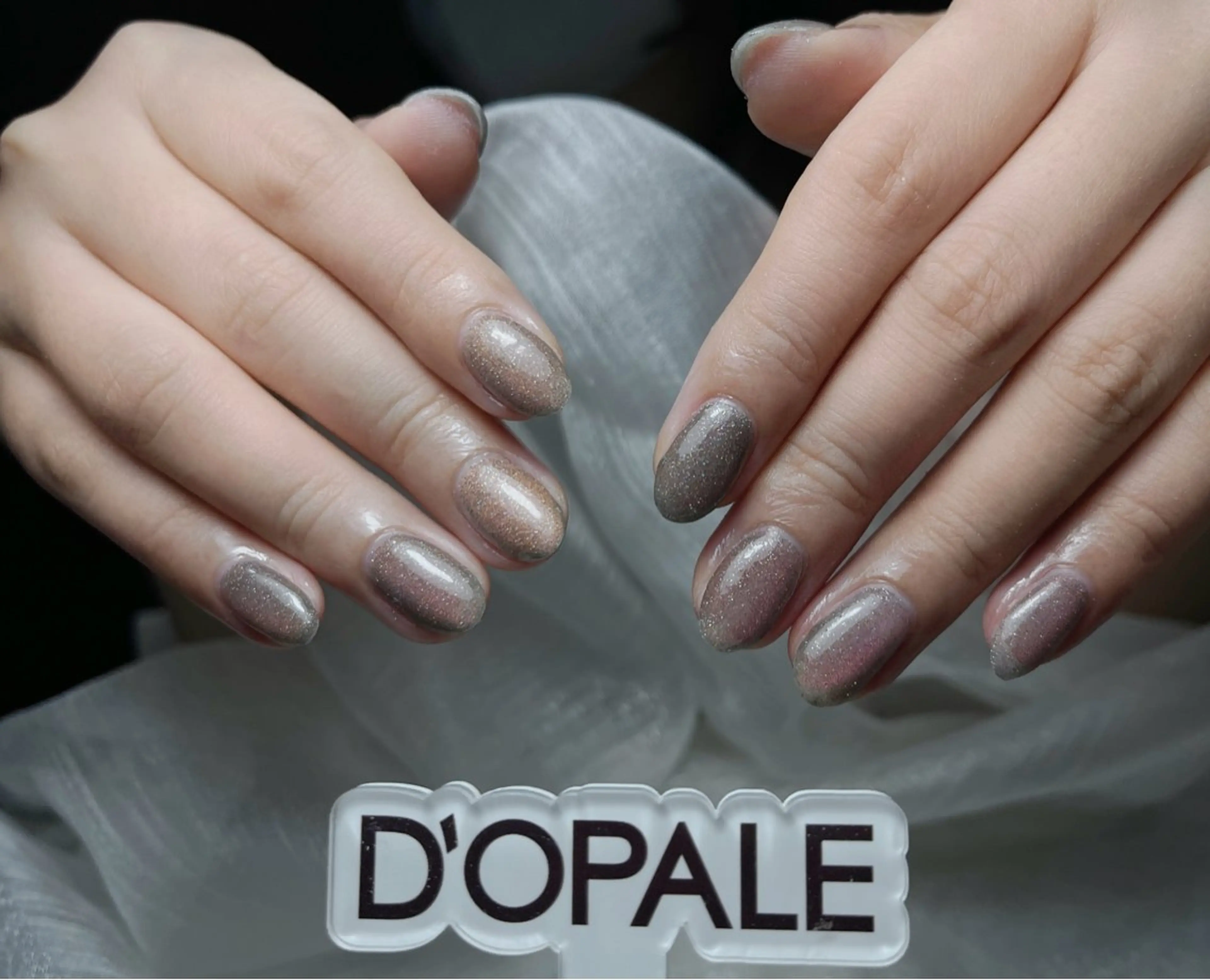 ネイル DOPALE、もも 彦奇のネイルデザイン