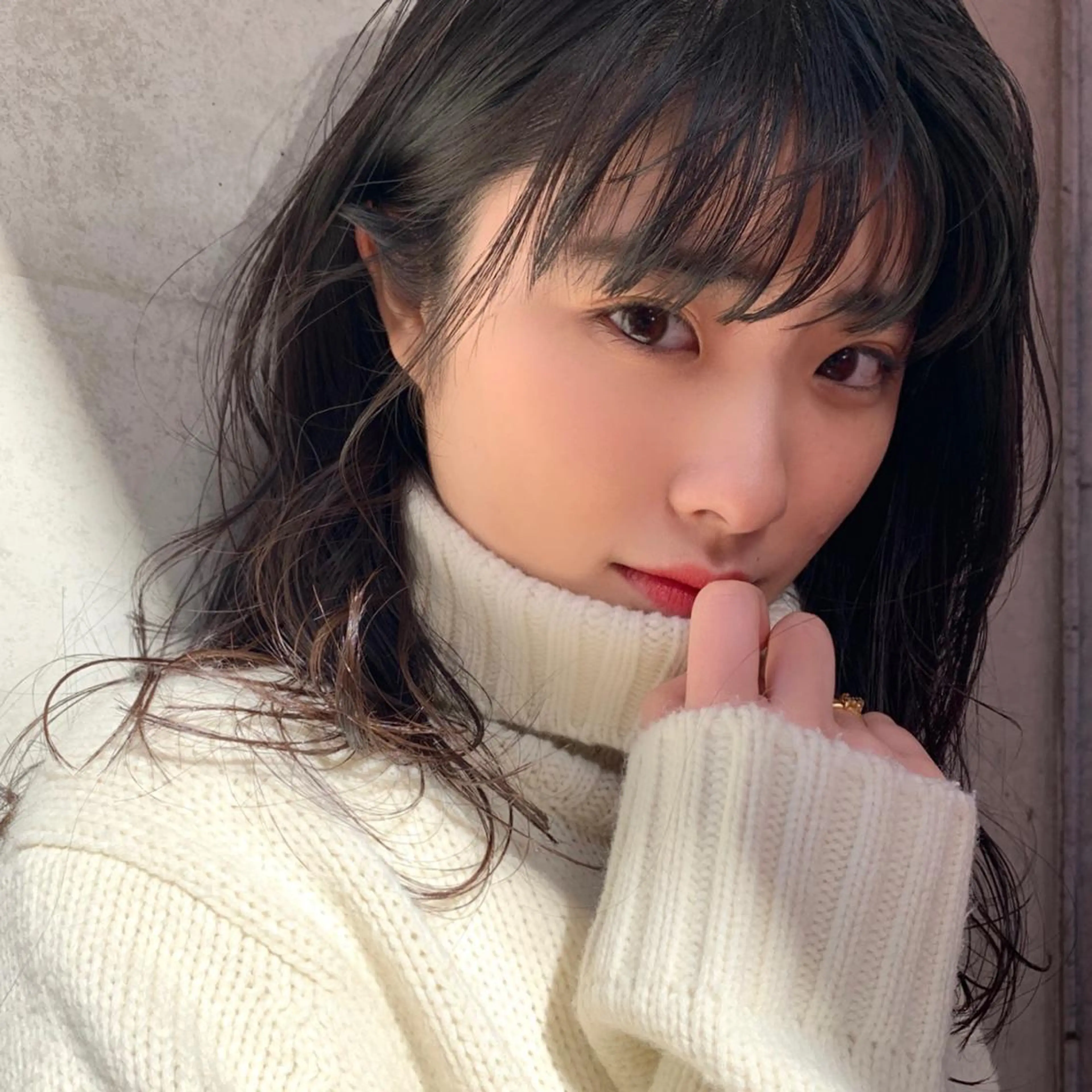 セミロング カラー 黒髪 カット ヘアカラー 上川 美幸のヘアスタイル
