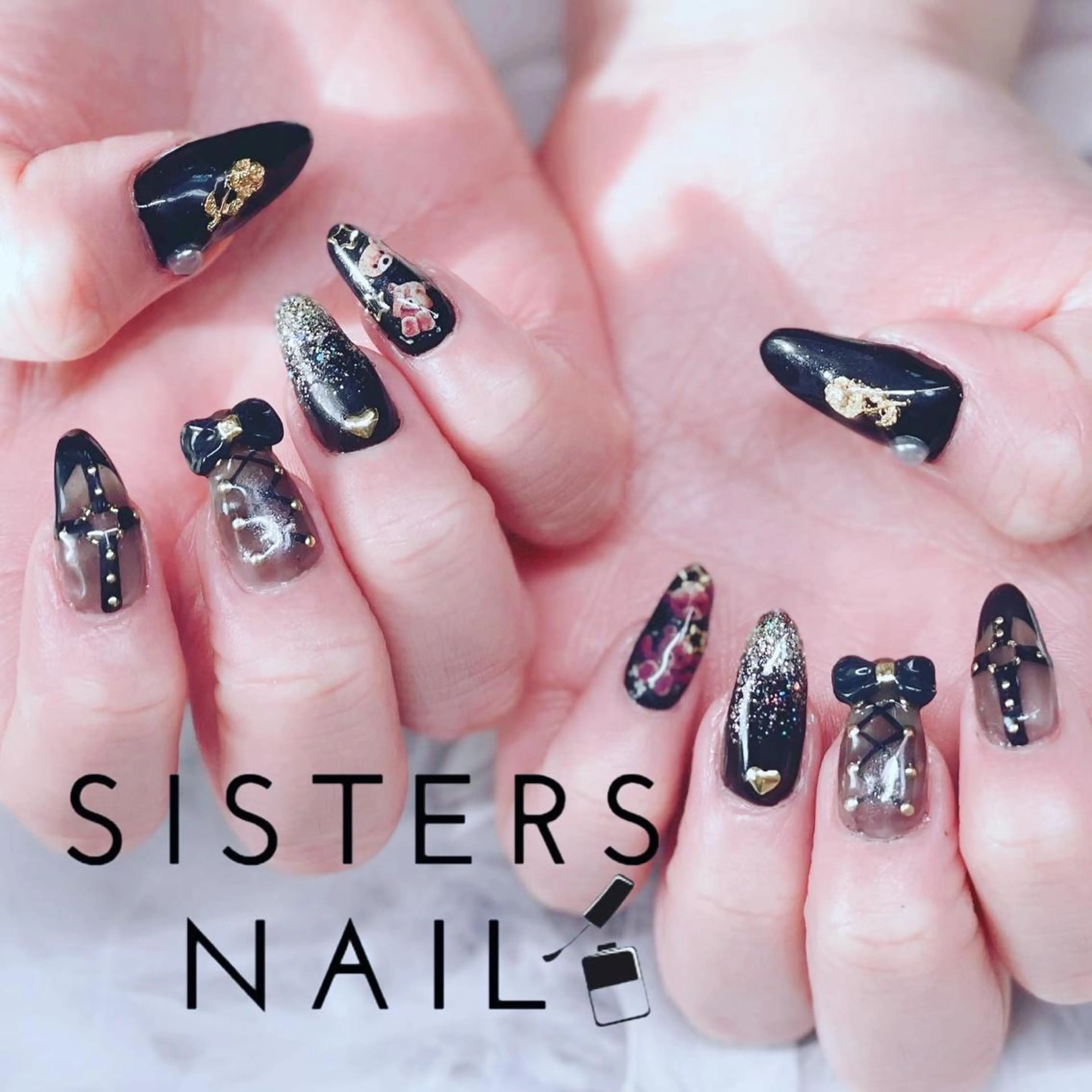 ネイル アートネイル キラキラネイル リボン sisters nail.fのネイルデザイン