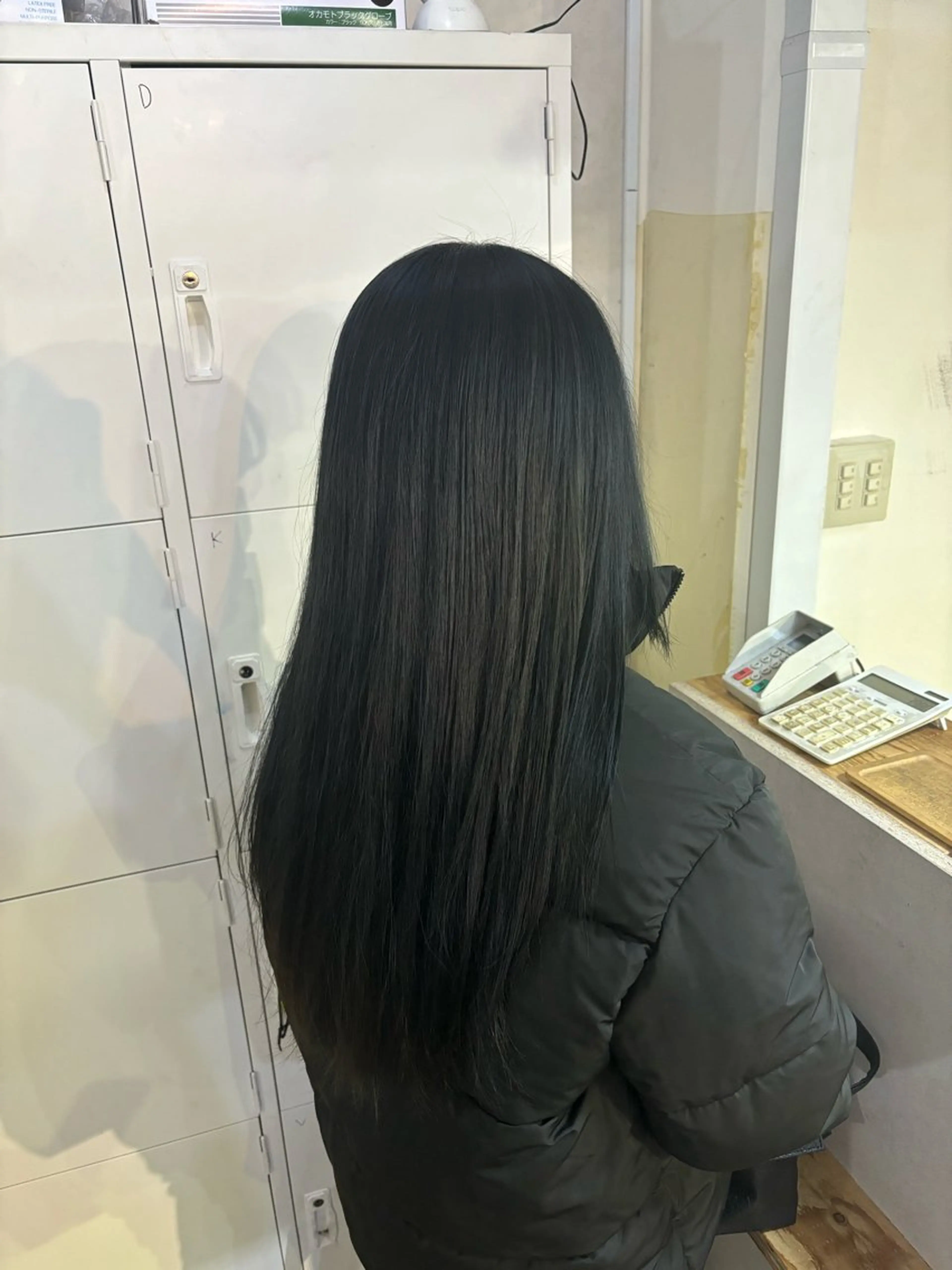 セミロング ヘアカラー トリートメント 艶感と髪質改善 sotaのヘアスタイル