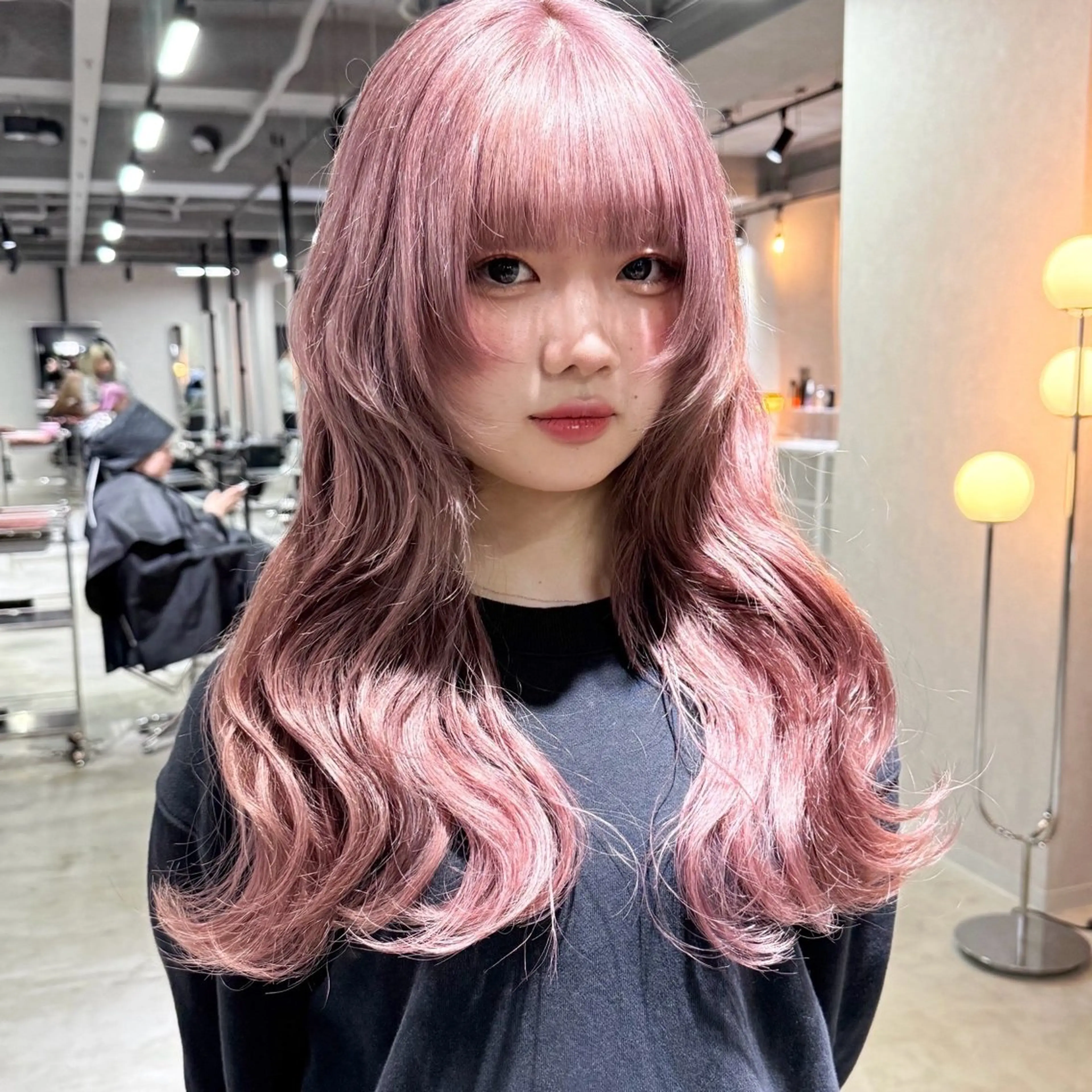 ロング カラー ベージュカラー ピンクカラー ピンクベージュ 髪質改善 レイヤーカット ヘアカラー トリートメント レイヤー/暖色/ ミルクティー/マリアのヘアスタイル