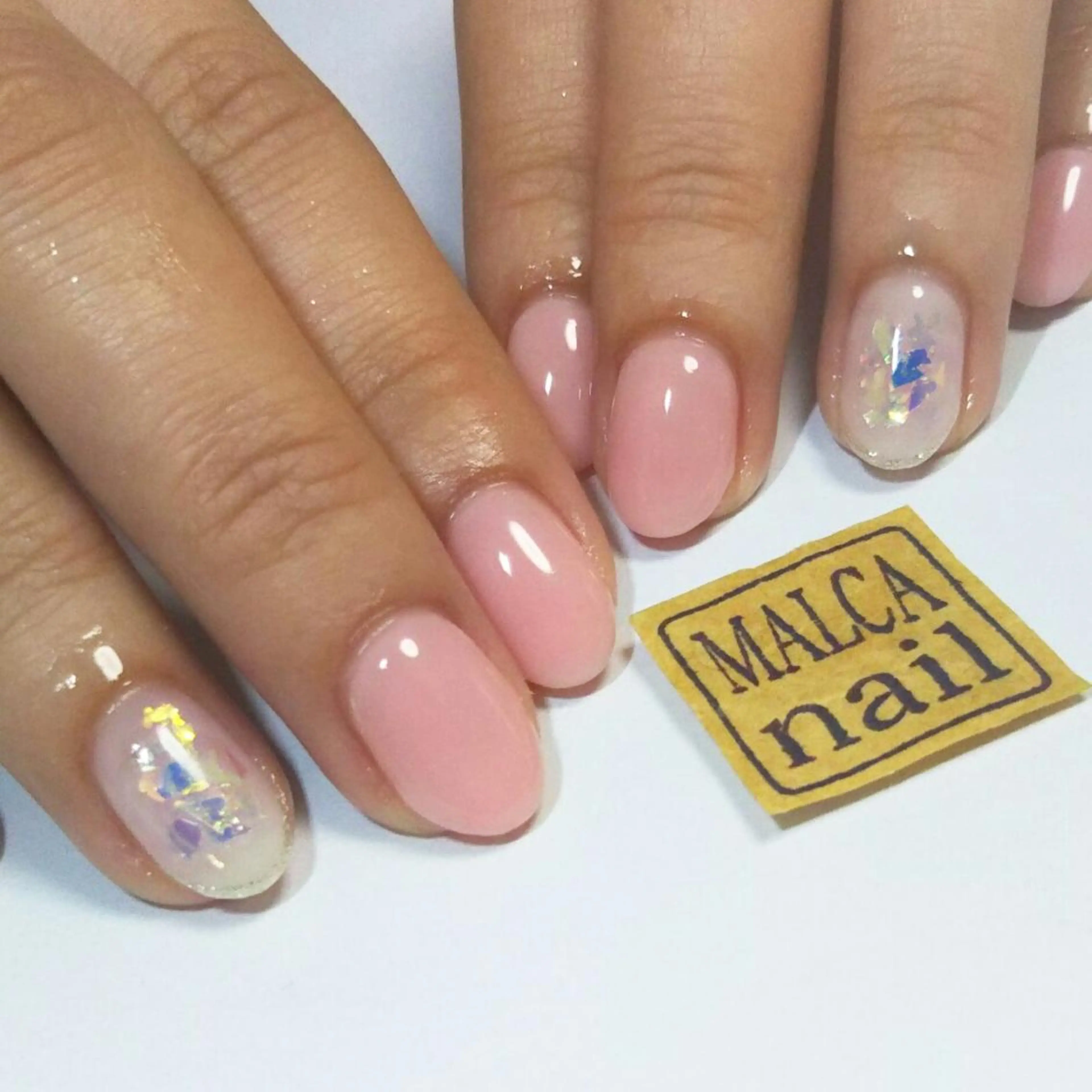 セミロング ヘアアレンジ パーマ ネイル マツエク・マツパ キッズ MALCAnail(マルカネイル)所属・荒木 莉奈のネイルデザイン